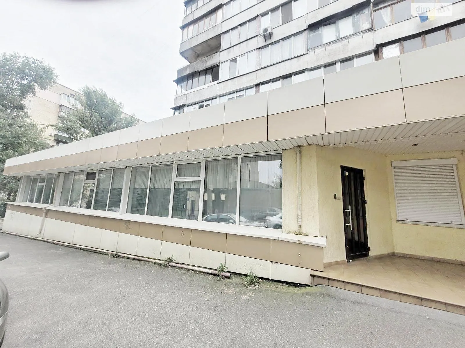 Сдается в аренду помещения свободного назначения 18.5 кв. м в 9-этажном здании, цена: 6725 грн - фото 1