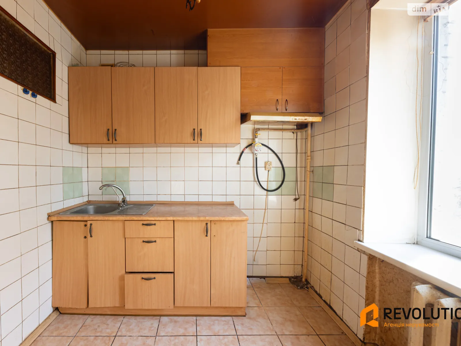 Продается 3-комнатная квартира 56.9 кв. м в Киеве, ул. Дорогожицкая, 15Б - фото 1