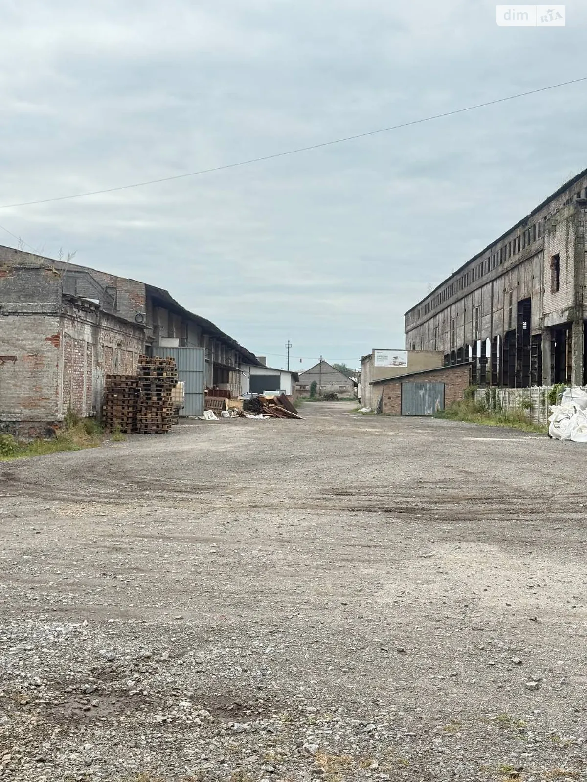 Сдается в аренду помещения свободного назначения 180 кв. м в 1-этажном здании, цена: 16000 грн - фото 1
