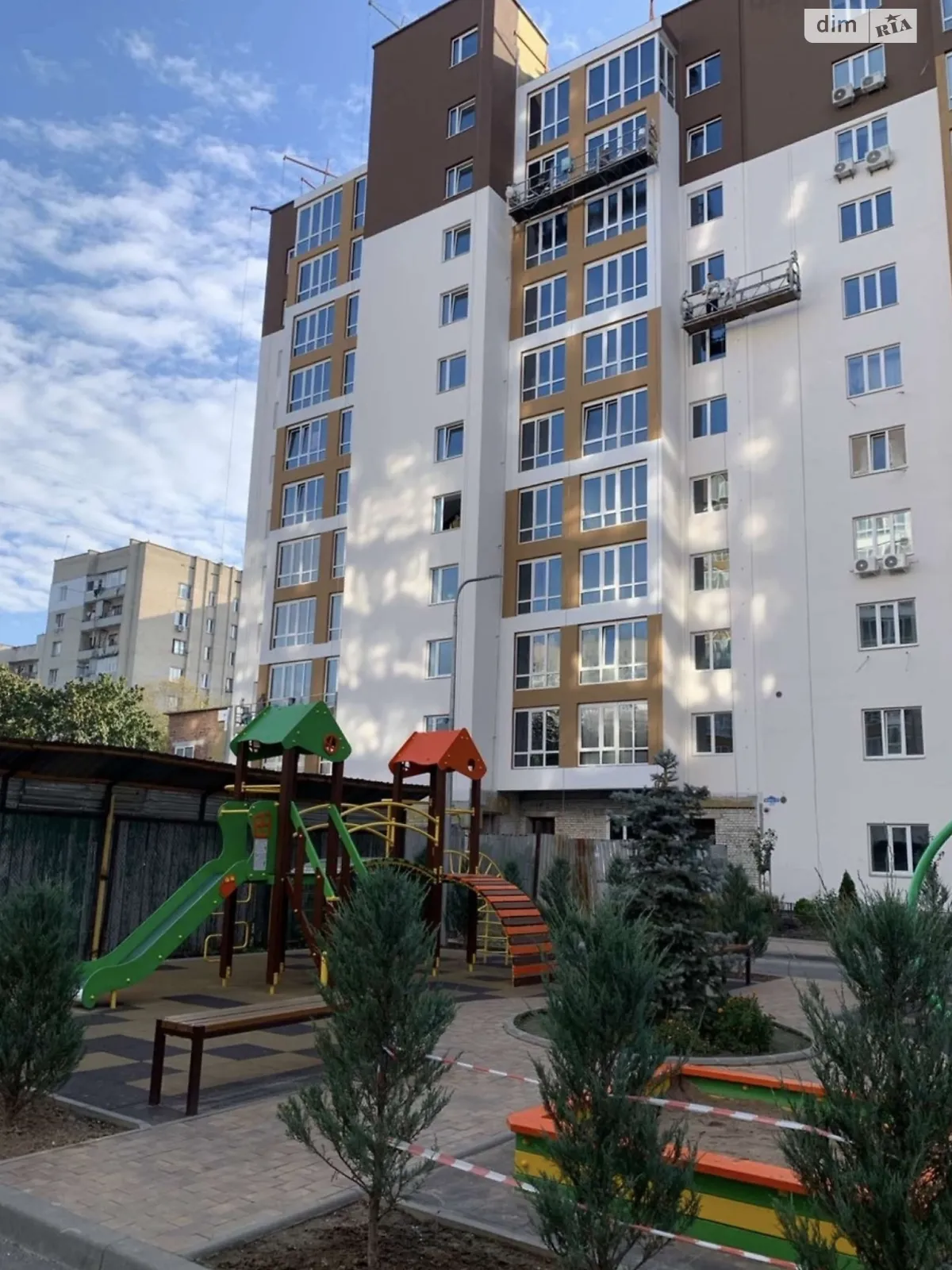 Продается 1-комнатная квартира 50 кв. м в Виннице, просп. Юности, 16В - фото 1