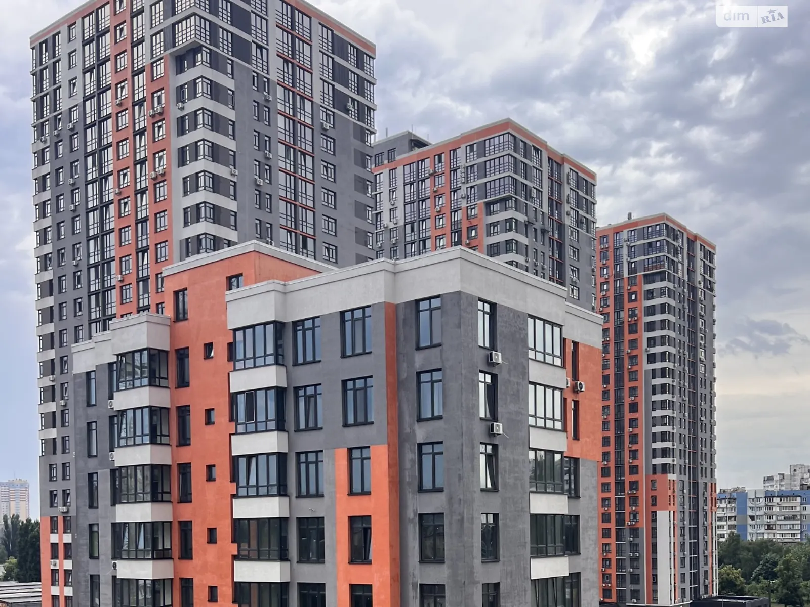 Продается 2-комнатная квартира 67.3 кв. м в Киеве, ул. Автозаводская, 72Б - фото 1