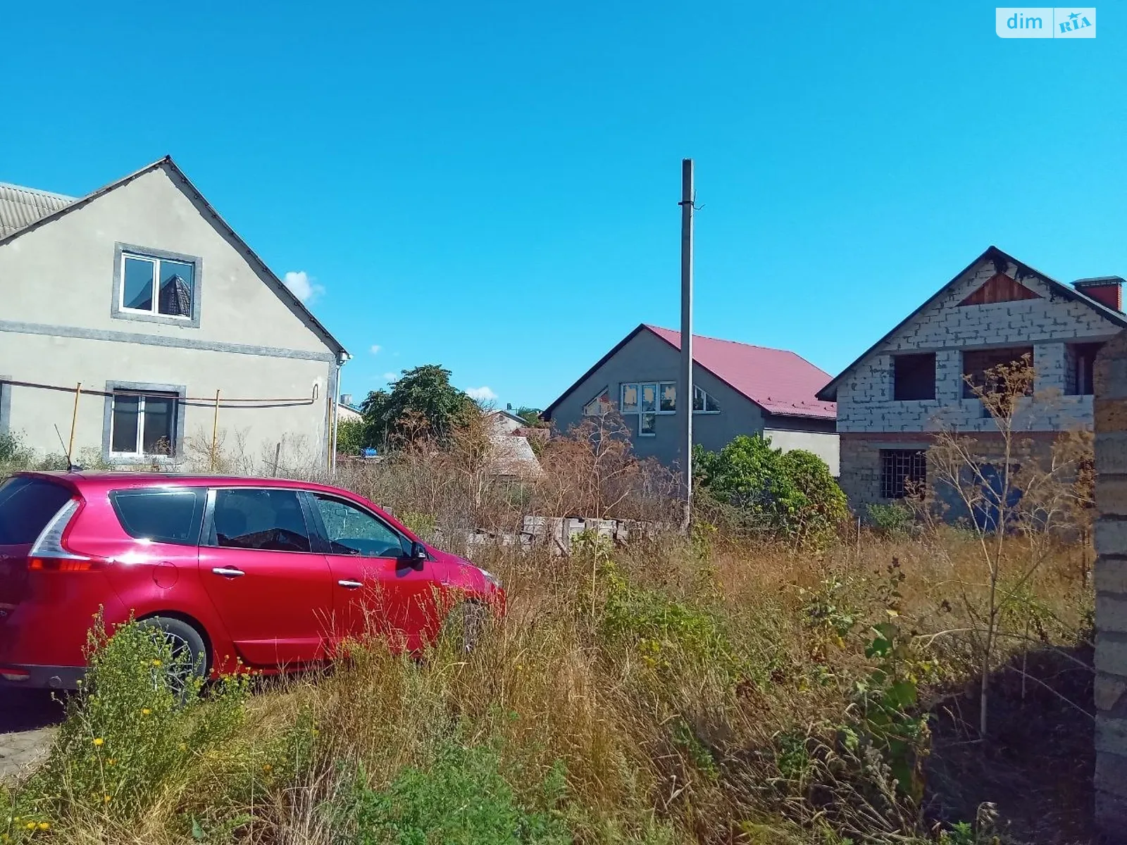 Продается дом на 2 этажа 292.5 кв. м с бассейном, цена: 68000 $ - фото 1