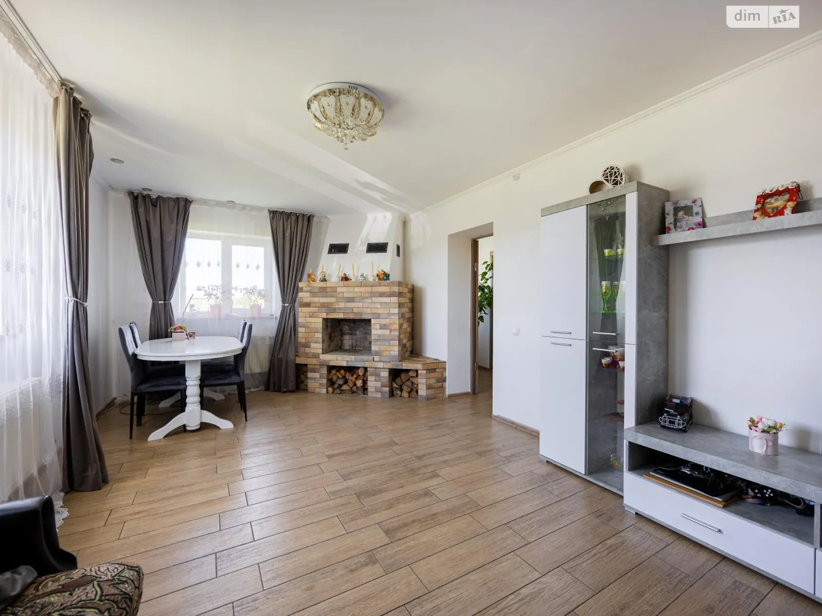 Продається будинок 2 поверховий 187.2 кв. м з садом, цена: 85000 $ - фото 1