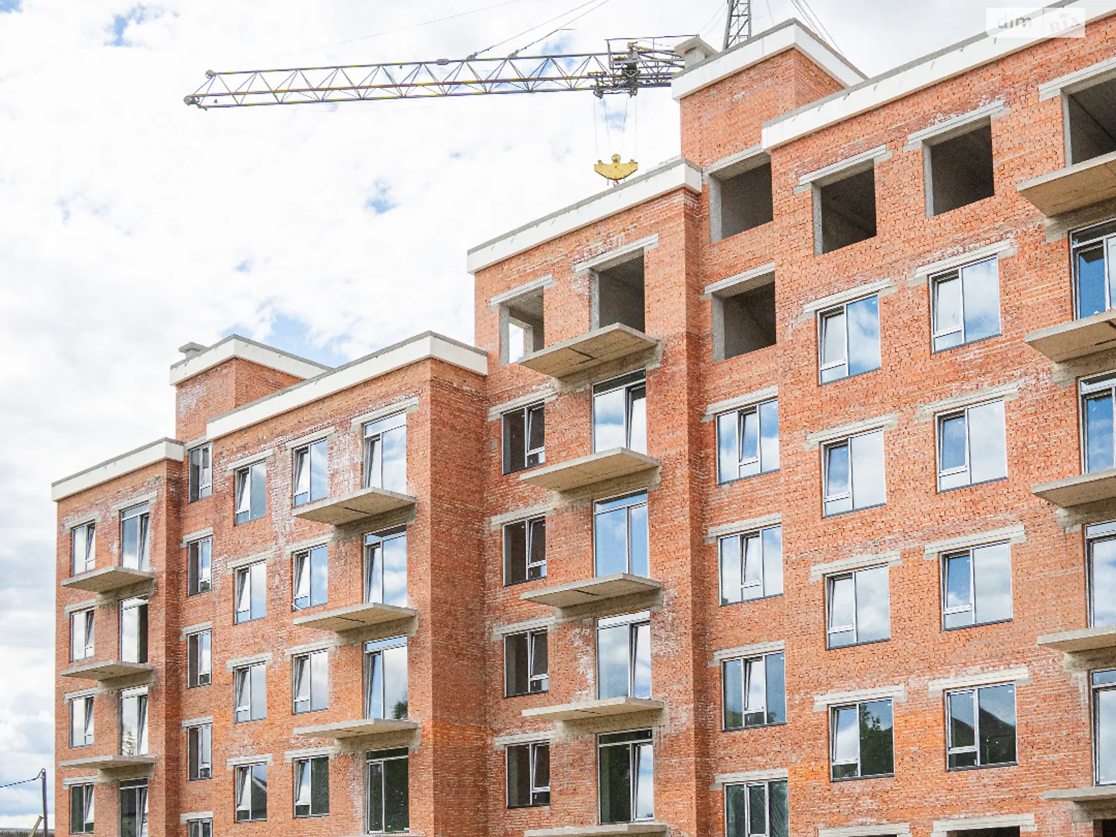 Продается 1-комнатная квартира 51.3 кв. м в Ивано-Франковске, ул. Коновальца Евгения, 1 - фото 1