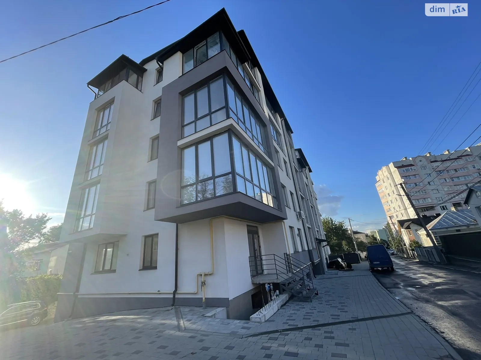 3-комнатная квартира 73.5 кв. м в Тернополе, ул. Зеленая, 3 - фото 1