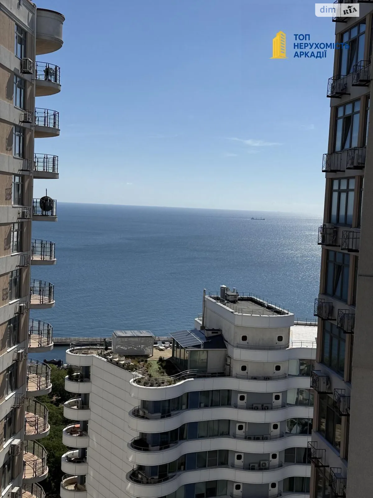 Продается 1-комнатная квартира 42 кв. м в Одессе, ул. Валерия Самофалова, 16А/4 - фото 1