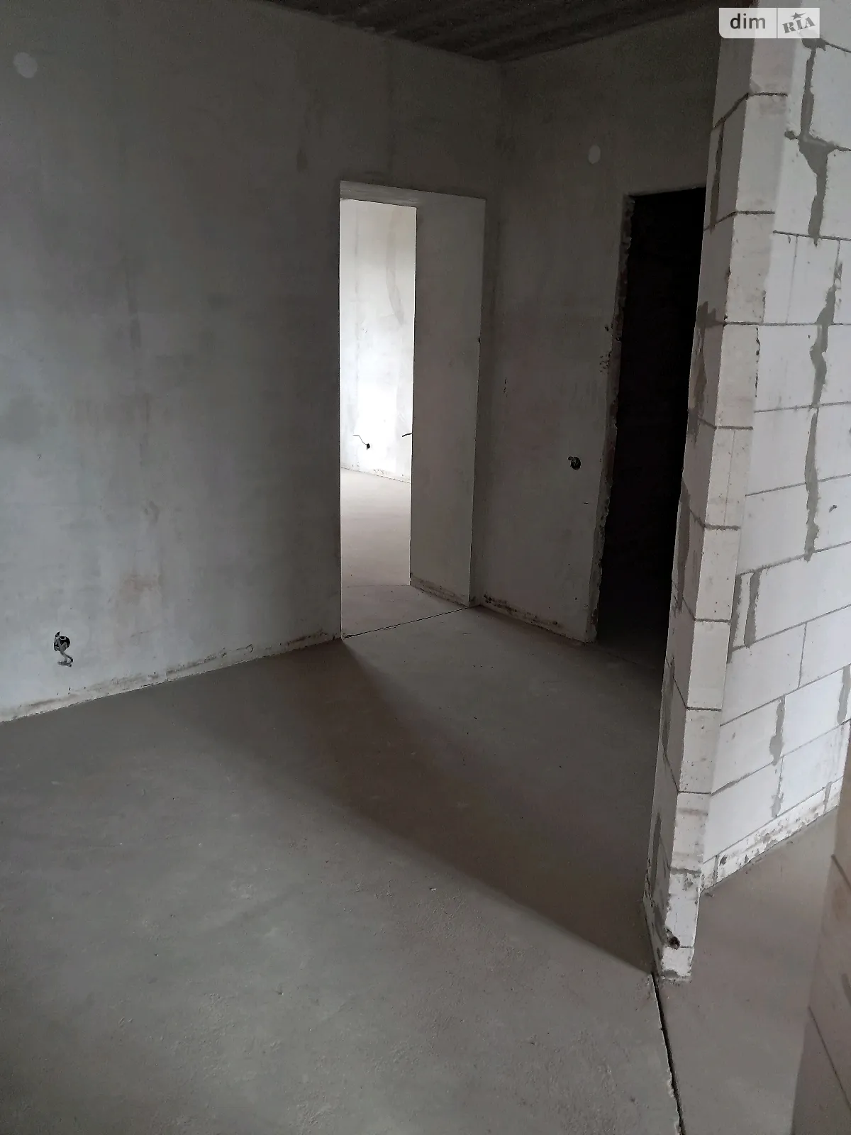 Продается 2-комнатная квартира 80 кв. м в Хмельницком, ул. Заречанская, 3/3 - фото 1