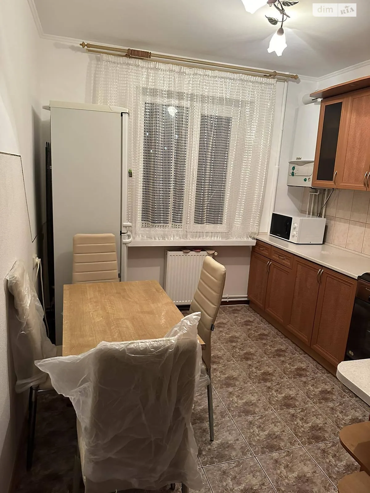 2-комнатная квартира 50 кв. м в Тернополе, ул. Яремы, 16 - фото 1