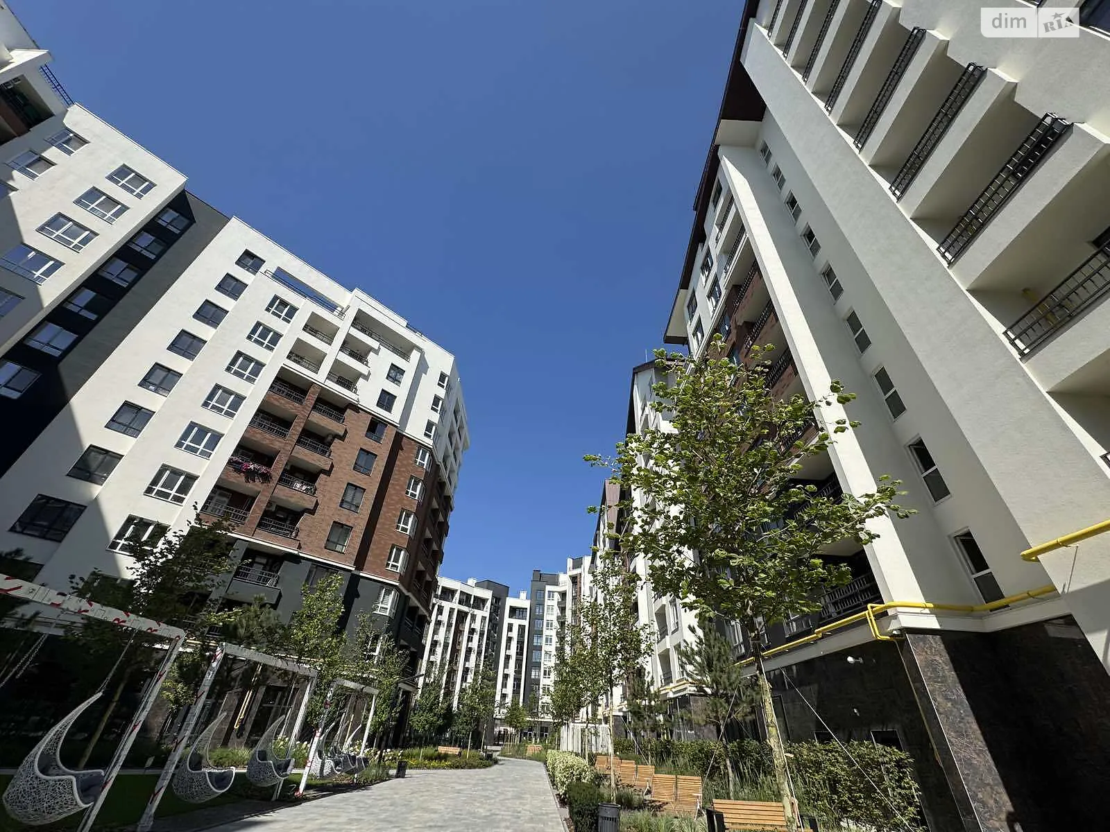 Продается 1-комнатная квартира 37.69 кв. м в Ирпене, ул. Ольги Кобылянской(Достоевского), 1В/36 - фото 1