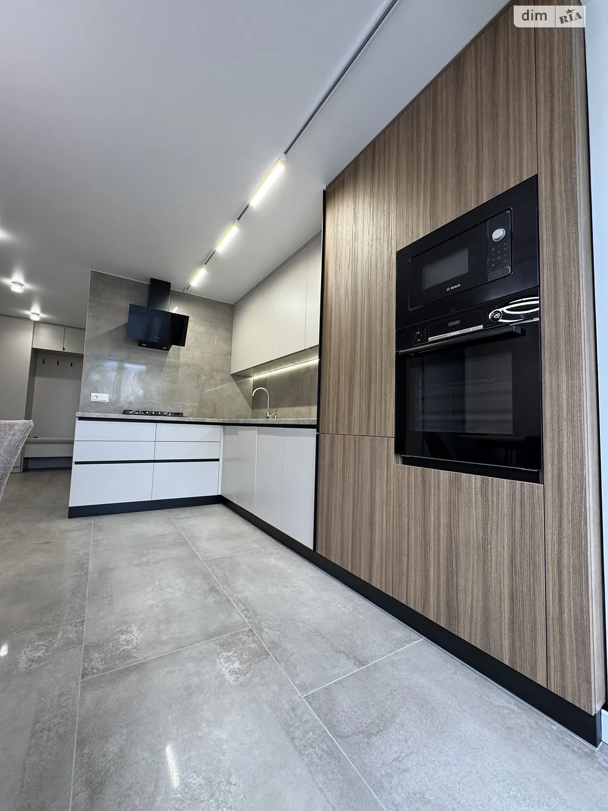 3-комнатная квартира 73 кв. м в Тернополе, ул. Текстильная, 24Е - фото 1