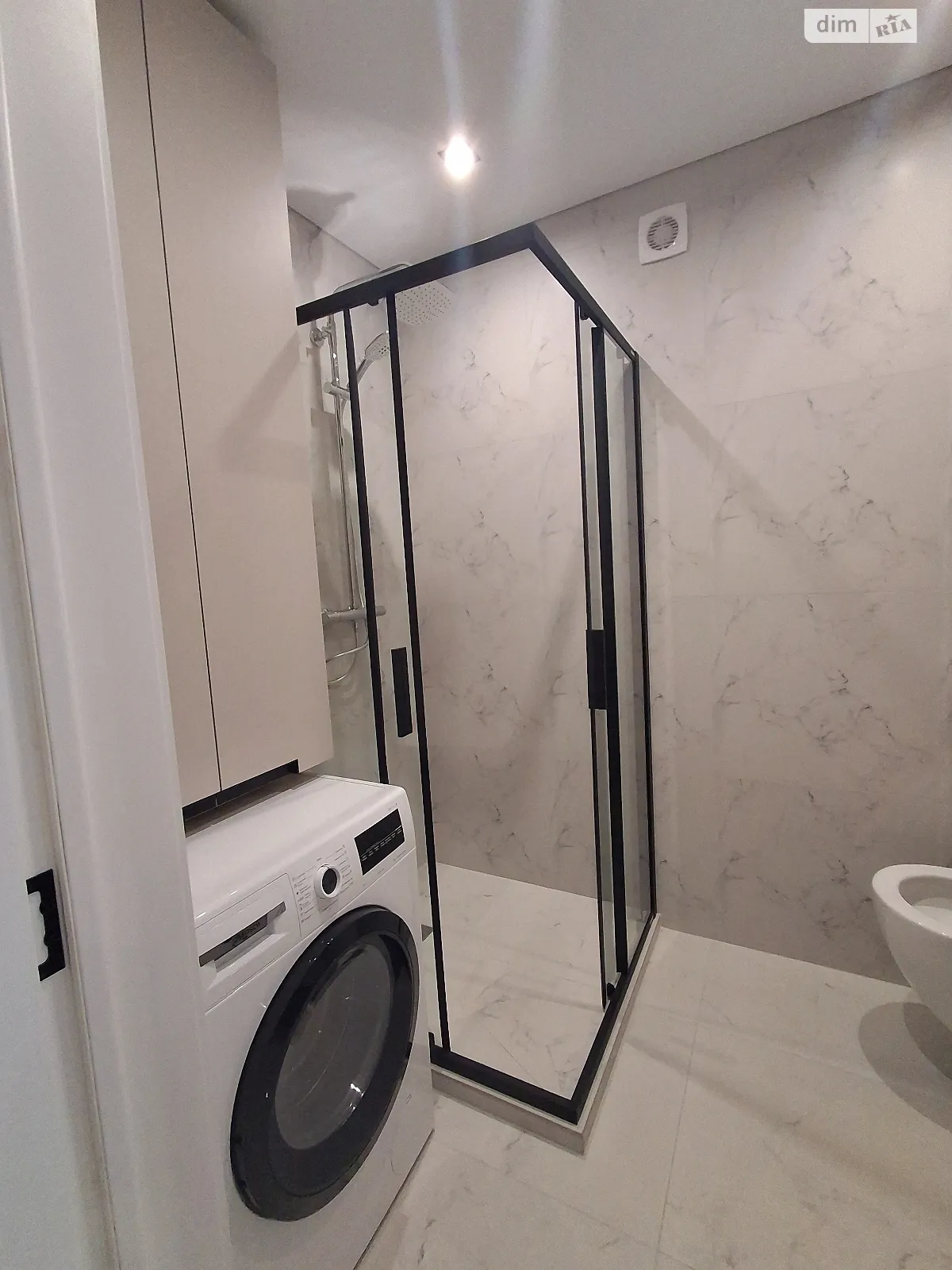 Продается 1-комнатная квартира 45 кв. м в Житомире, ул. Евгения Рыхлика - фото 1