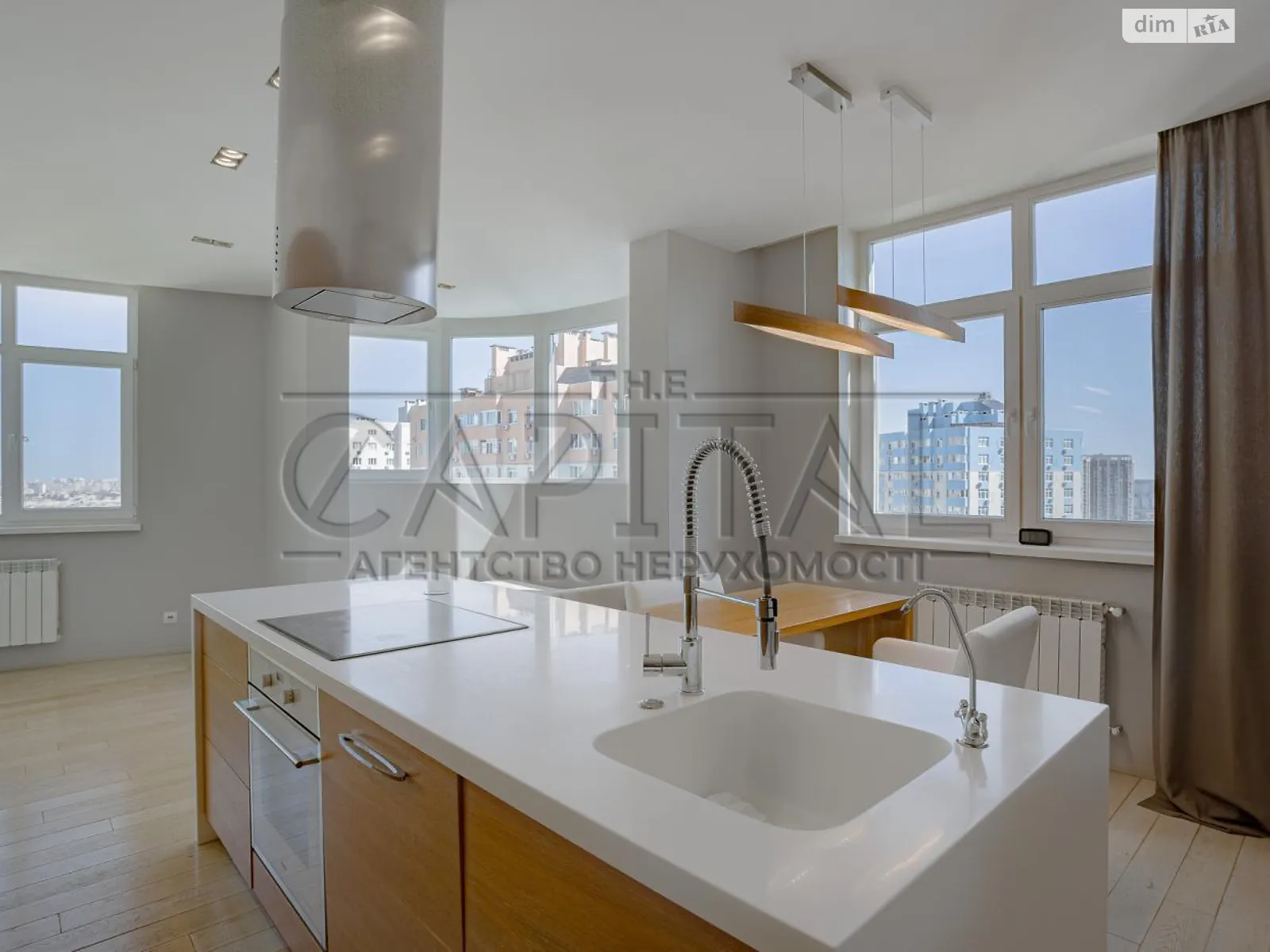 Продается 2-комнатная квартира 96 кв. м в Киеве, ул. Воскресенская, 14Б - фото 1