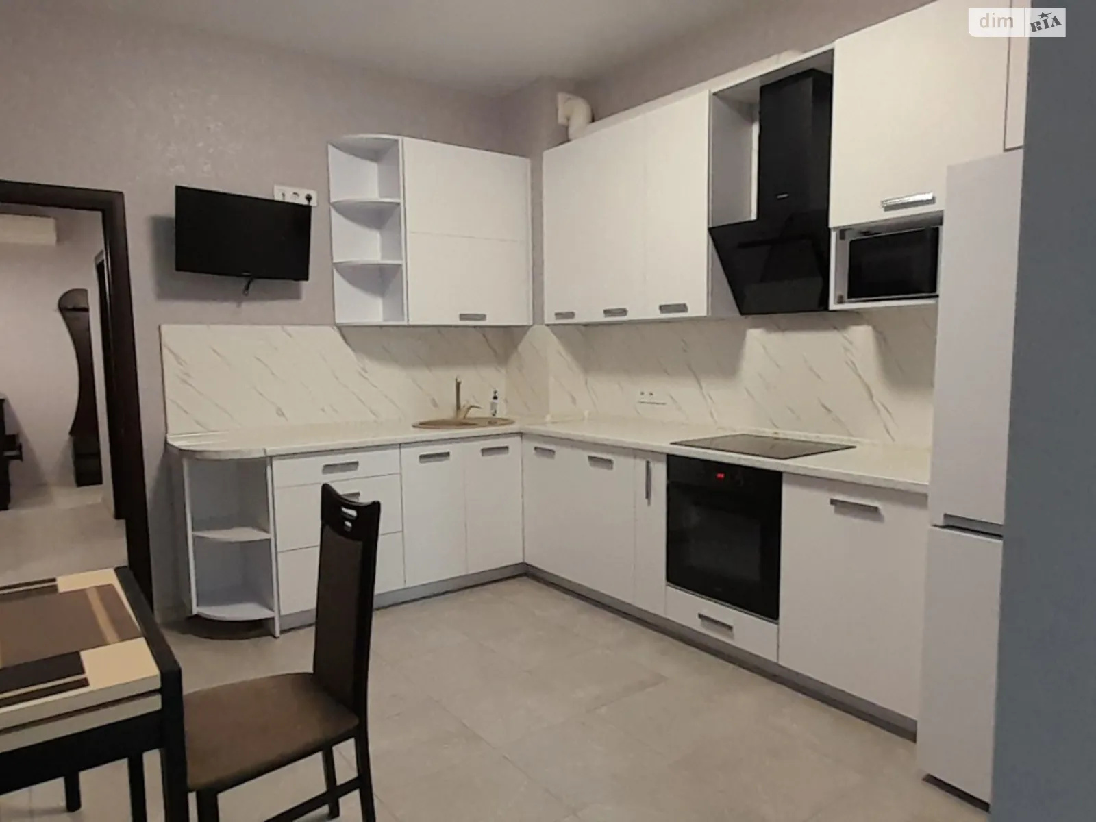 Продается 2-комнатная квартира 68 кв. м в Одессе, ул. Жемчужная, 1А - фото 1