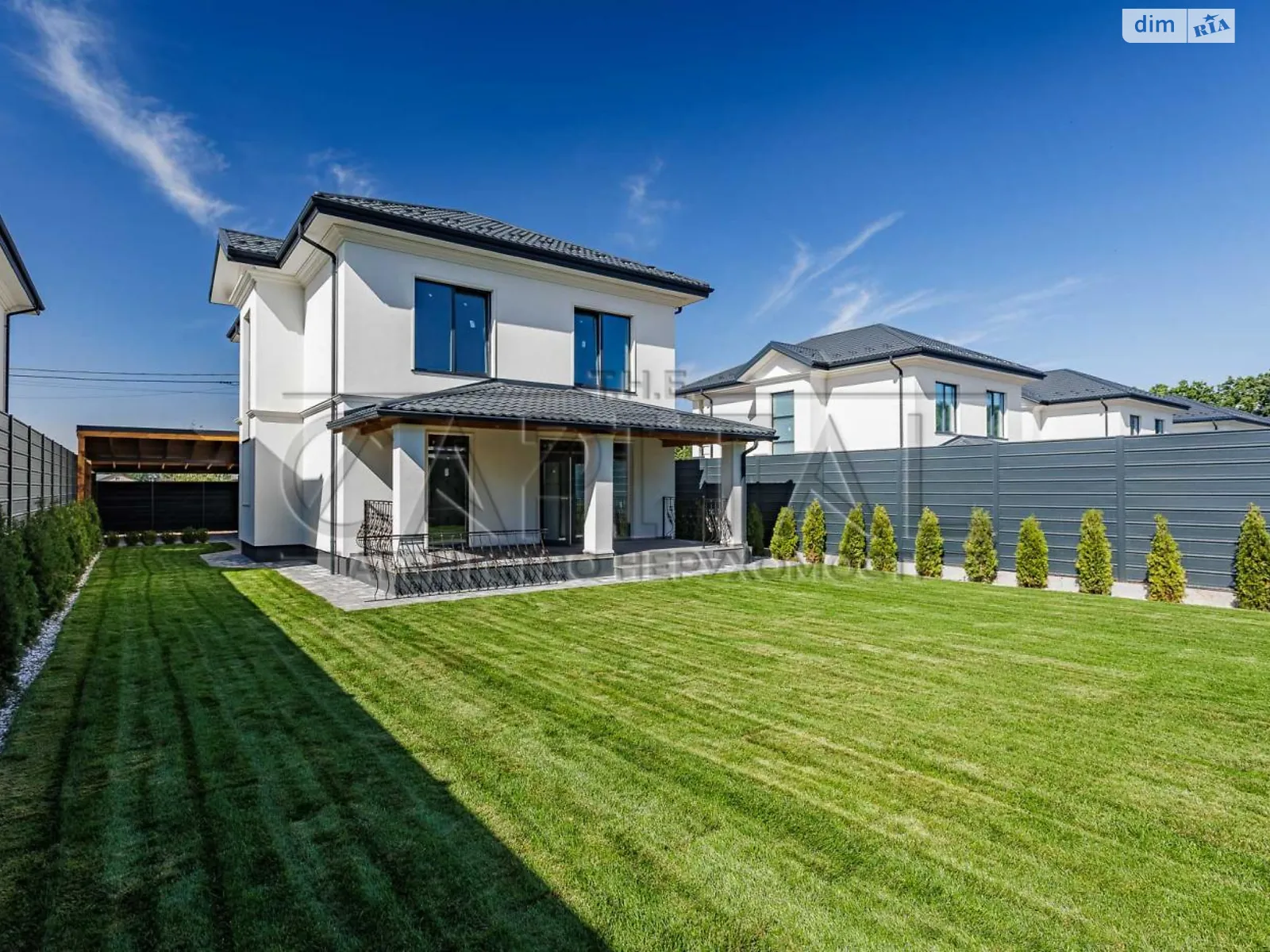 Продается дом на 2 этажа 160 кв. м с садом, цена: 190000 $ - фото 1