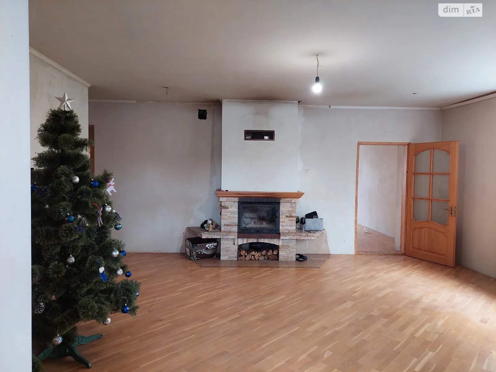 Продается дом на 3 этажа 320 кв. м с беседкой, цена: 60000 $ - фото 1