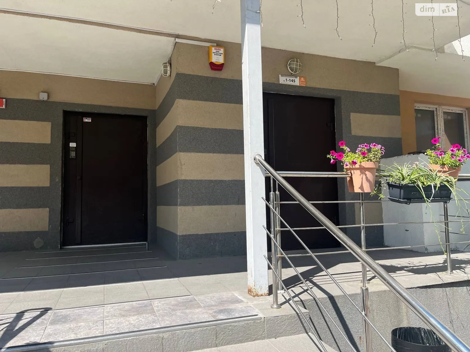 Продается 2-комнатная квартира 71.2 кв. м в Киеве, ул. Сергeя Данченко, 28А - фото 1