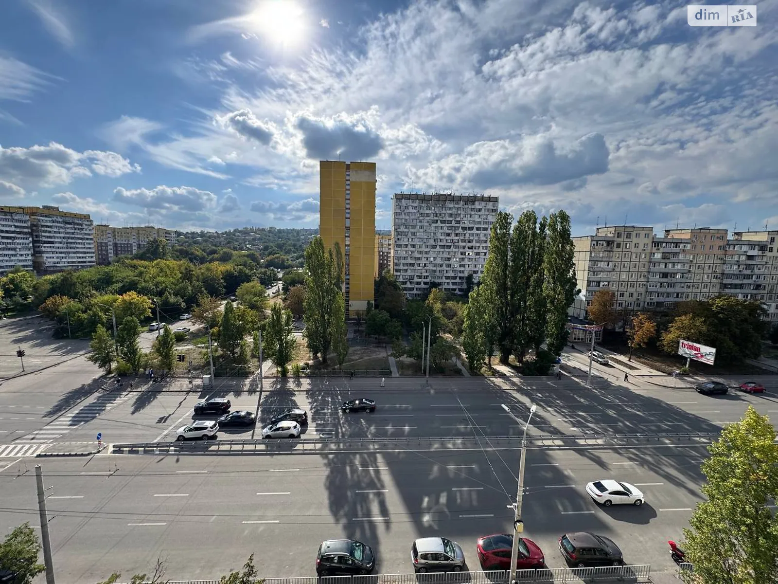 Продается 3-комнатная квартира 74.7 кв. м в Днепре, бул. Славы, 8 - фото 1