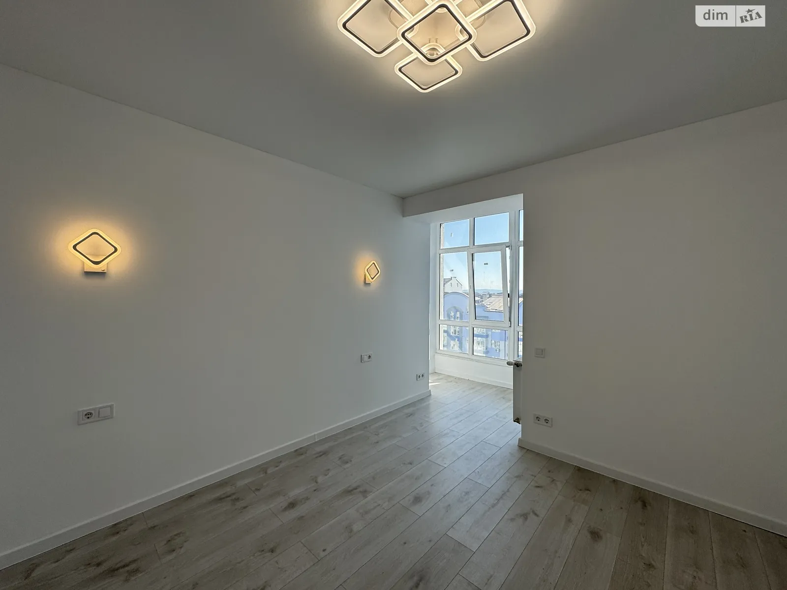 Продается 1-комнатная квартира 44.8 кв. м в Ивано-Франковске, ул. Высочана Семена, 20 - фото 1