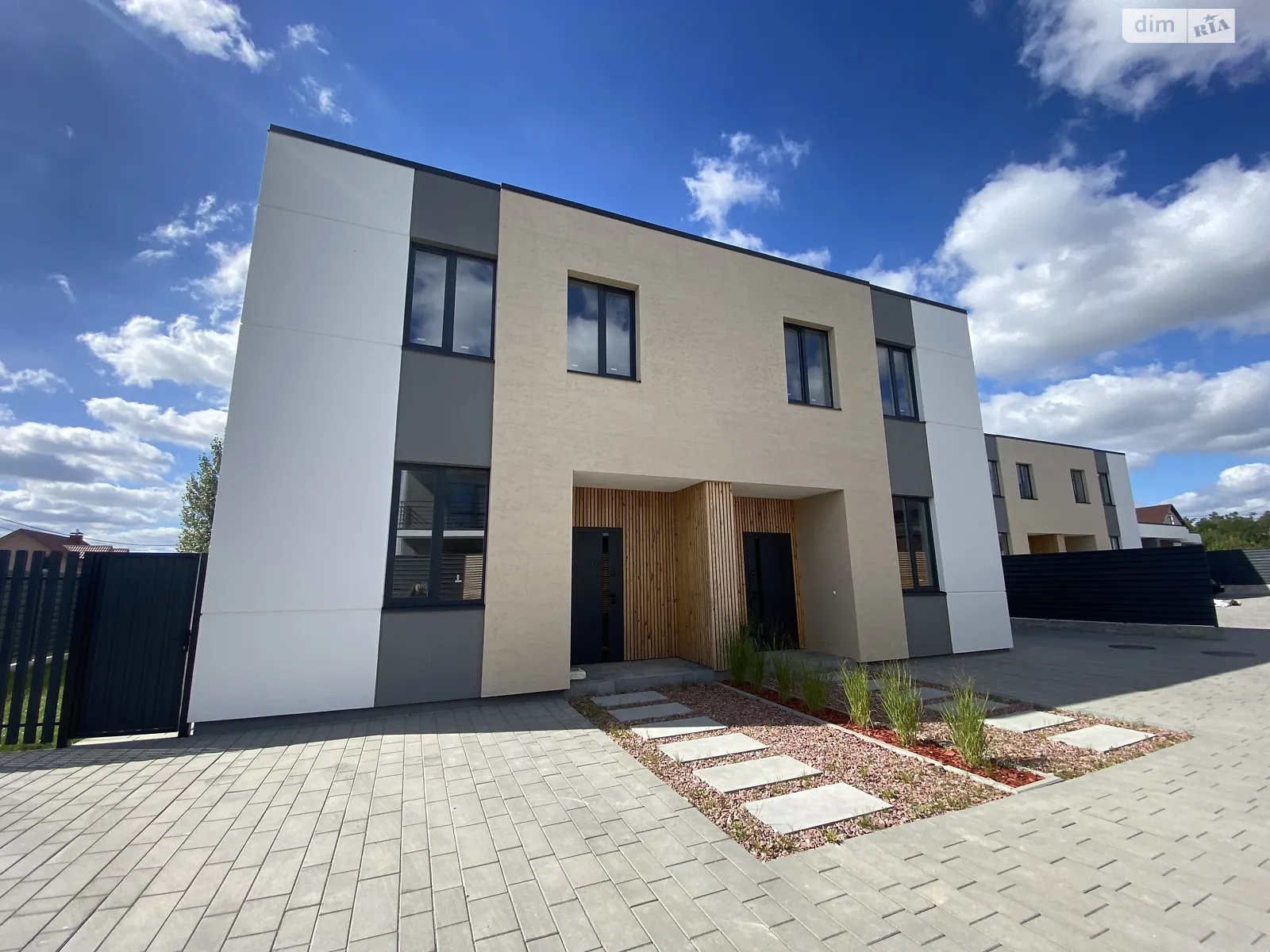 ул. Янтарная Святопетровское, цена: 74400 $ - фото 1