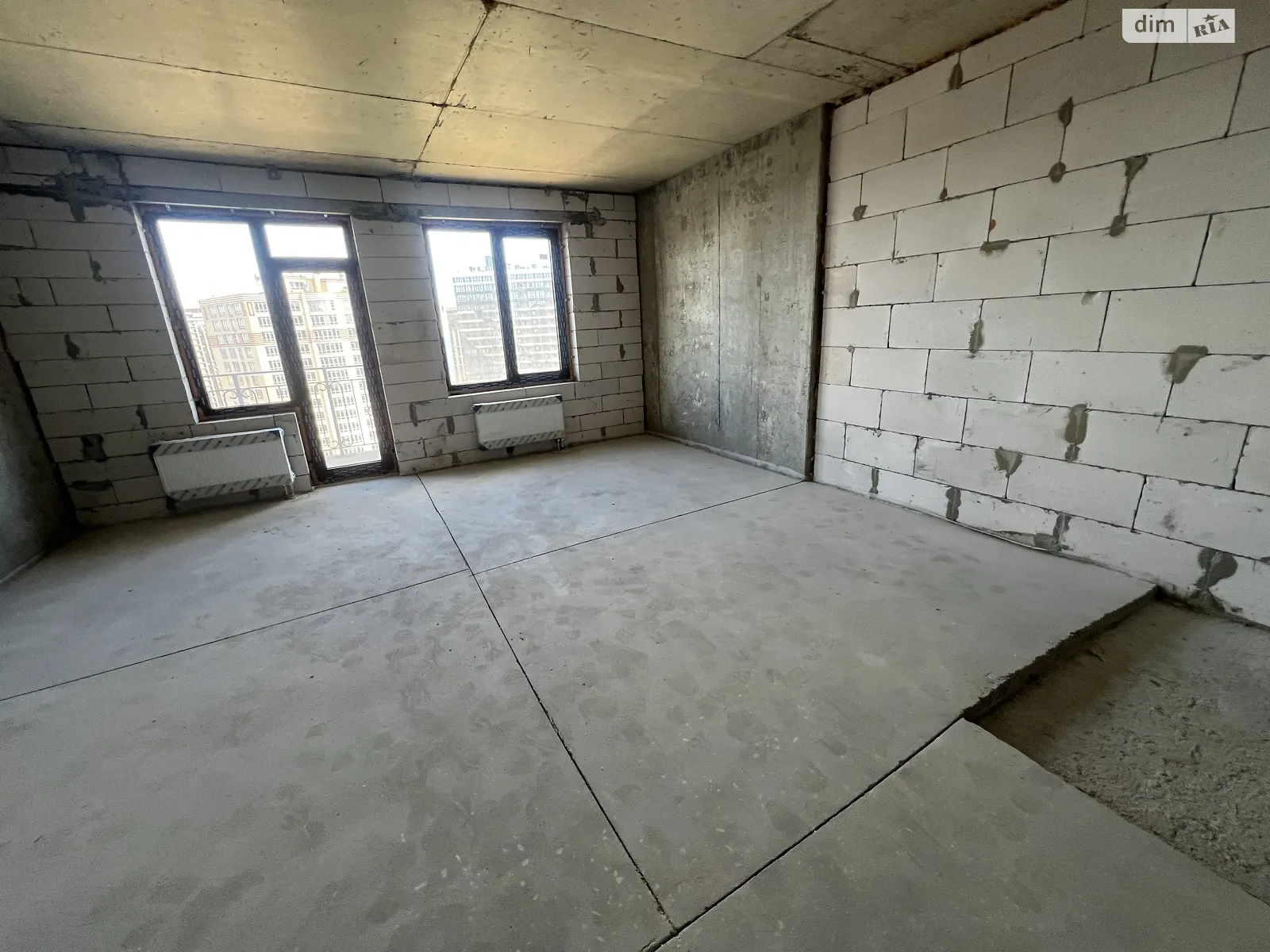 Продается 1-комнатная квартира 43 кв. м в Одессе, ул. Генуэзская, 1/1 - фото 1