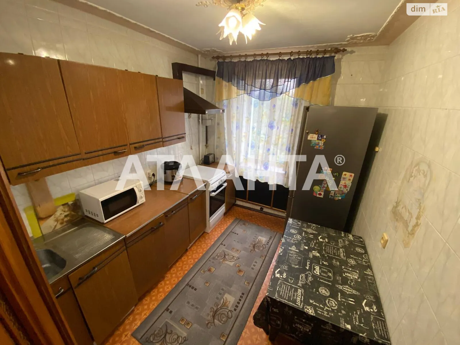 Продается 1-комнатная квартира 36.6 кв. м в Одессе, ул. Бугаевская - фото 1