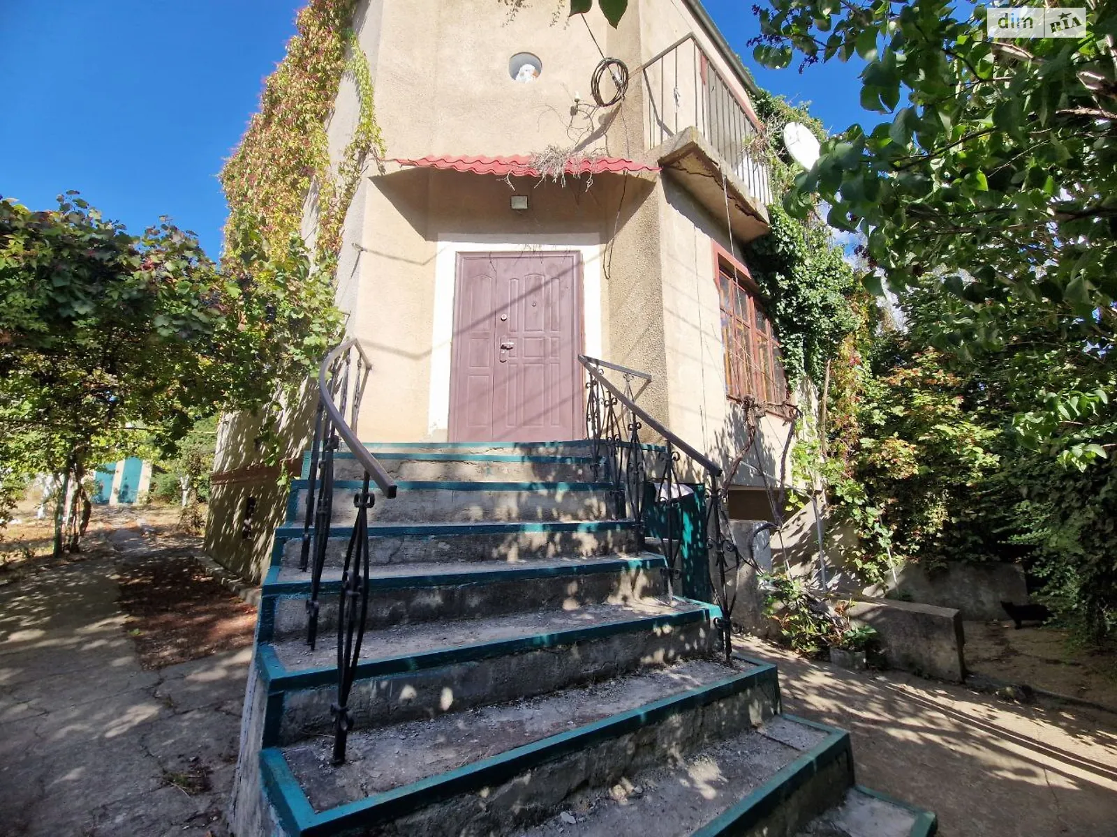 Продается дом на 2 этажа 102 кв. м с бассейном, цена: 55000 $ - фото 1