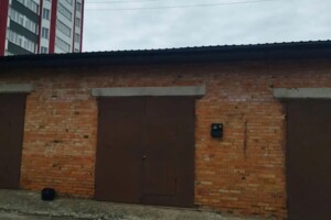 Сниму гараж в Каменце-Подольском долгосрочно