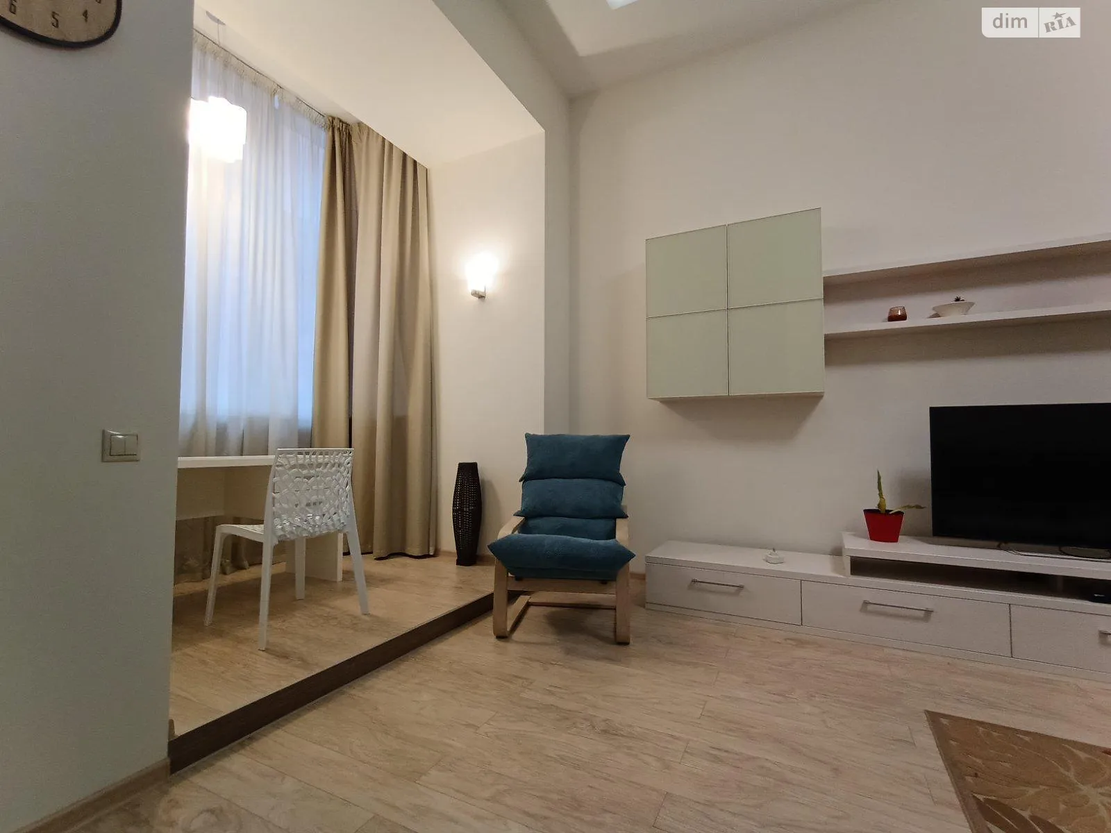 ул. Архитектора Городецкого, 11Б Липки Киев Площадь Независимости - фото 4