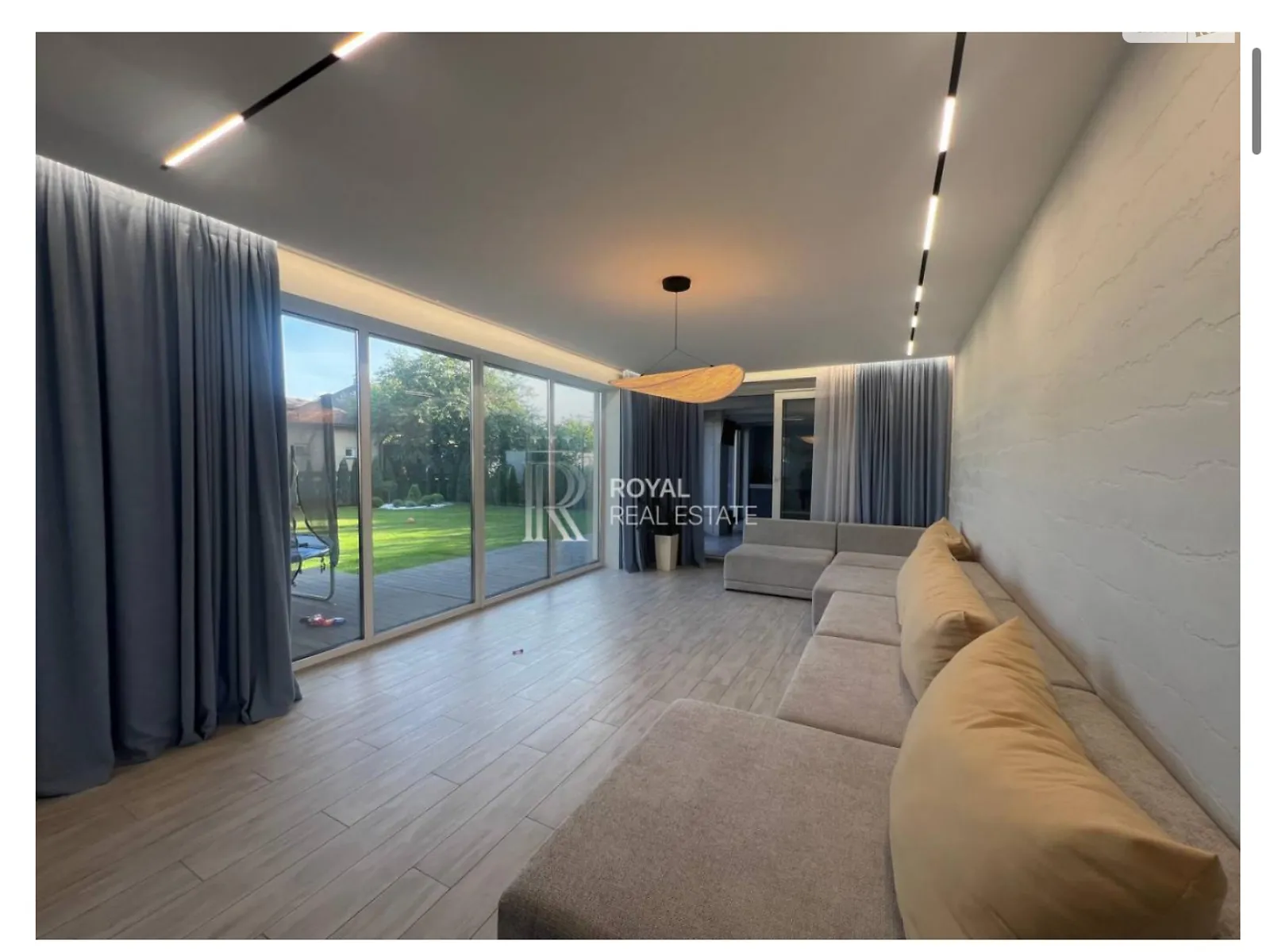 Продается дом на 2 этажа 240 кв. м с балконом, цена: 320000 $ - фото 1
