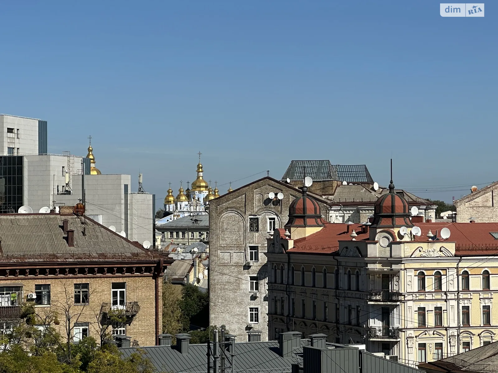 Продается 2-комнатная квартира 137.5 кв. м в Киеве, ул. Ирининская, 5/24 - фото 1
