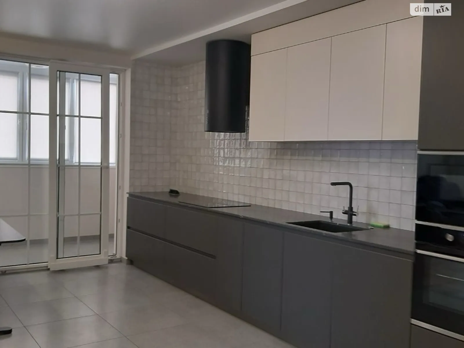 Продается 2-комнатная квартира 77.9 кв. м в Харькове, просп. Героев Харькова(Московский), 193А - фото 1