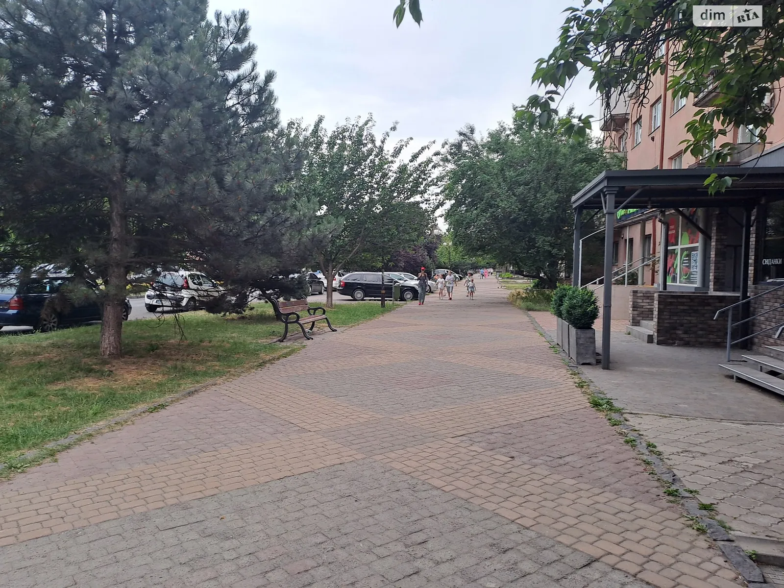 Сдается в аренду комната 53 кв. м в Ужгороде, цена: 4000 грн - фото 1