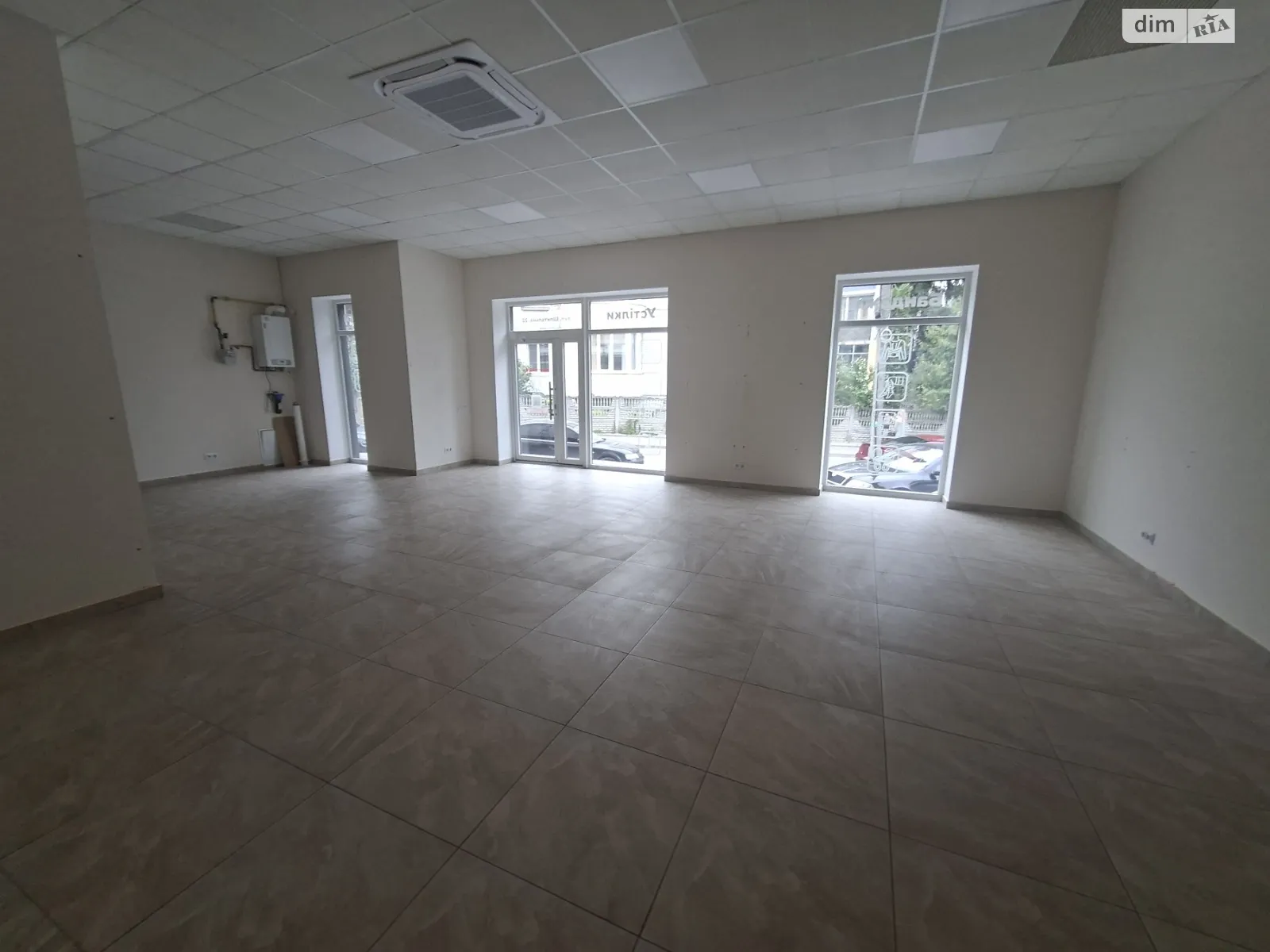 Продається приміщення вільного призначення 70 кв. м в 9-поверховій будівлі, цена: 120000 $ - фото 1