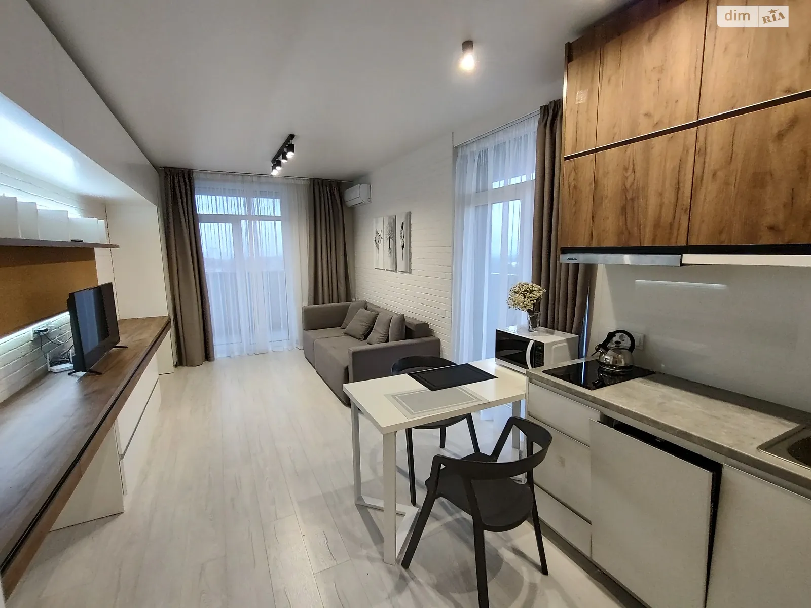 Сдается в аренду 1-комнатная квартира 32.7 кв. м в Киеве, ул. Васильковская, 100А - фото 1