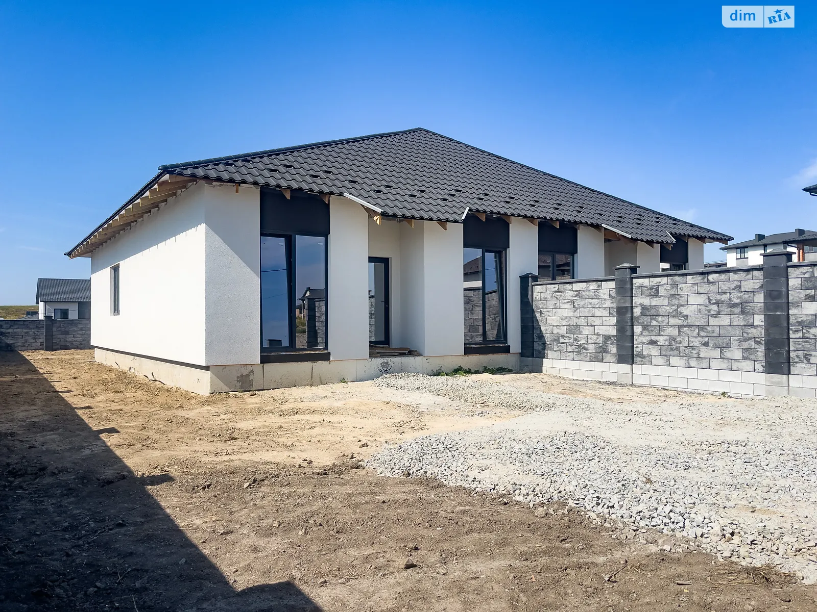 мас. Макарова Ювилейный Ровно, цена: 73000 $ - фото 1