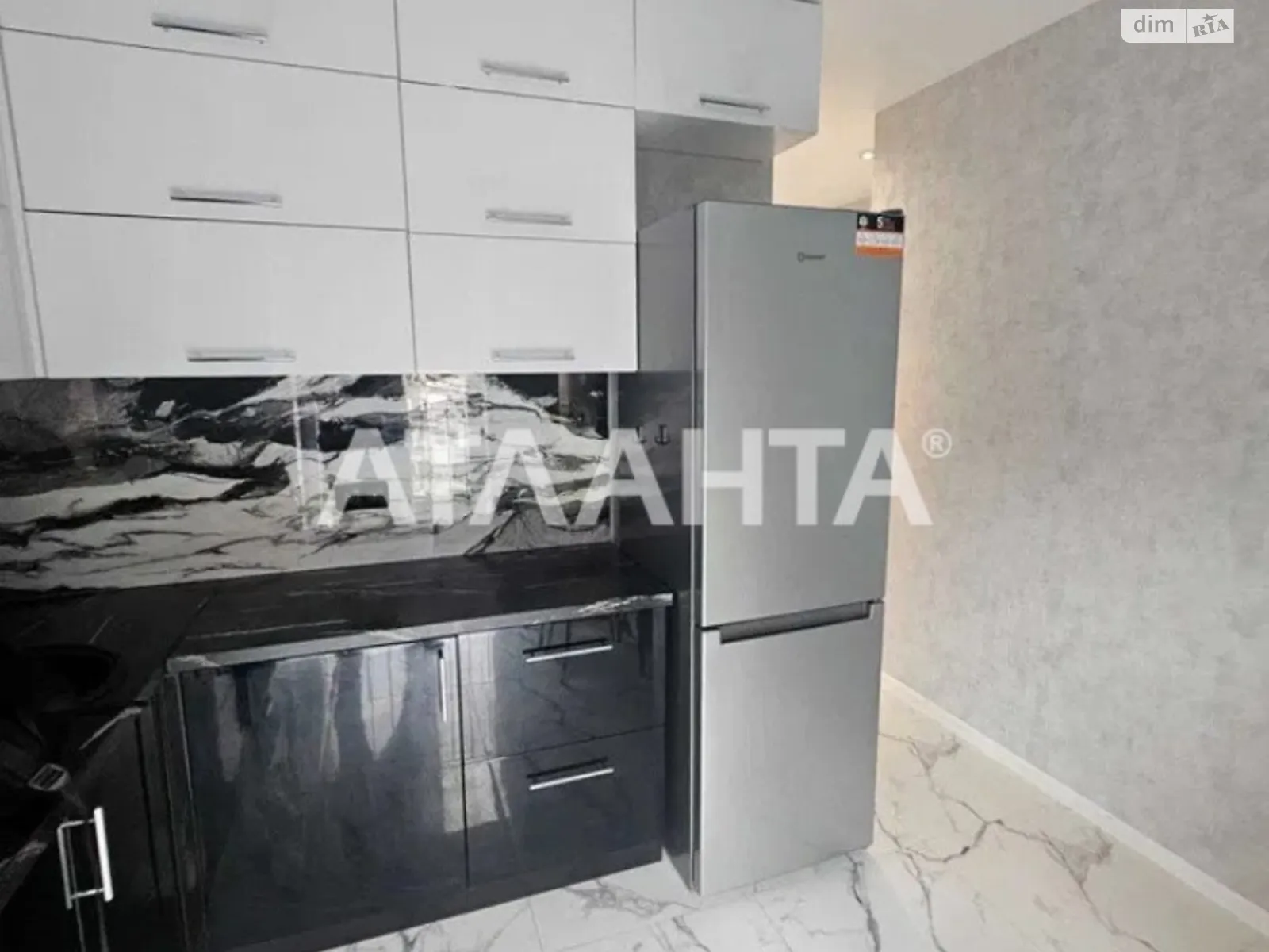 Продается 1-комнатная квартира 32.5 кв. м в Одессе, ул. Инглези - фото 1