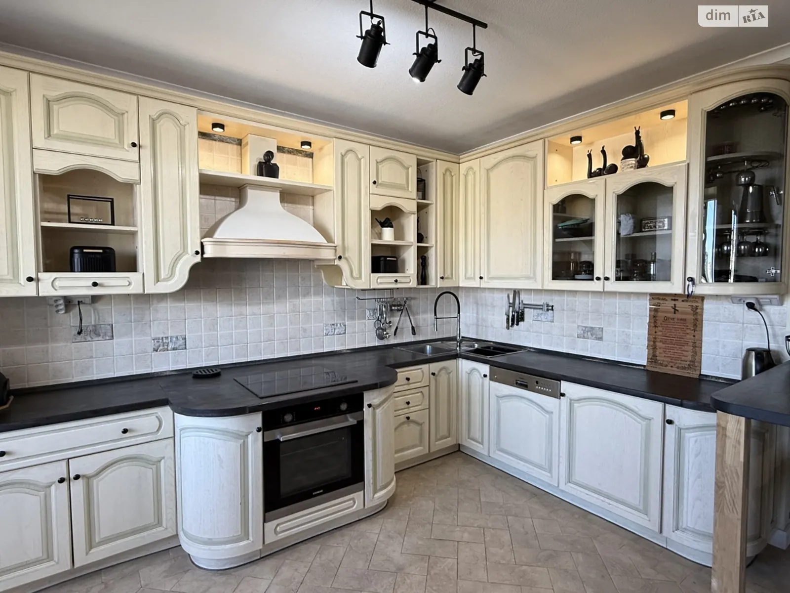 Продается 3-комнатная квартира 114.3 кв. м в Киеве, цена: 120000 $ - фото 1