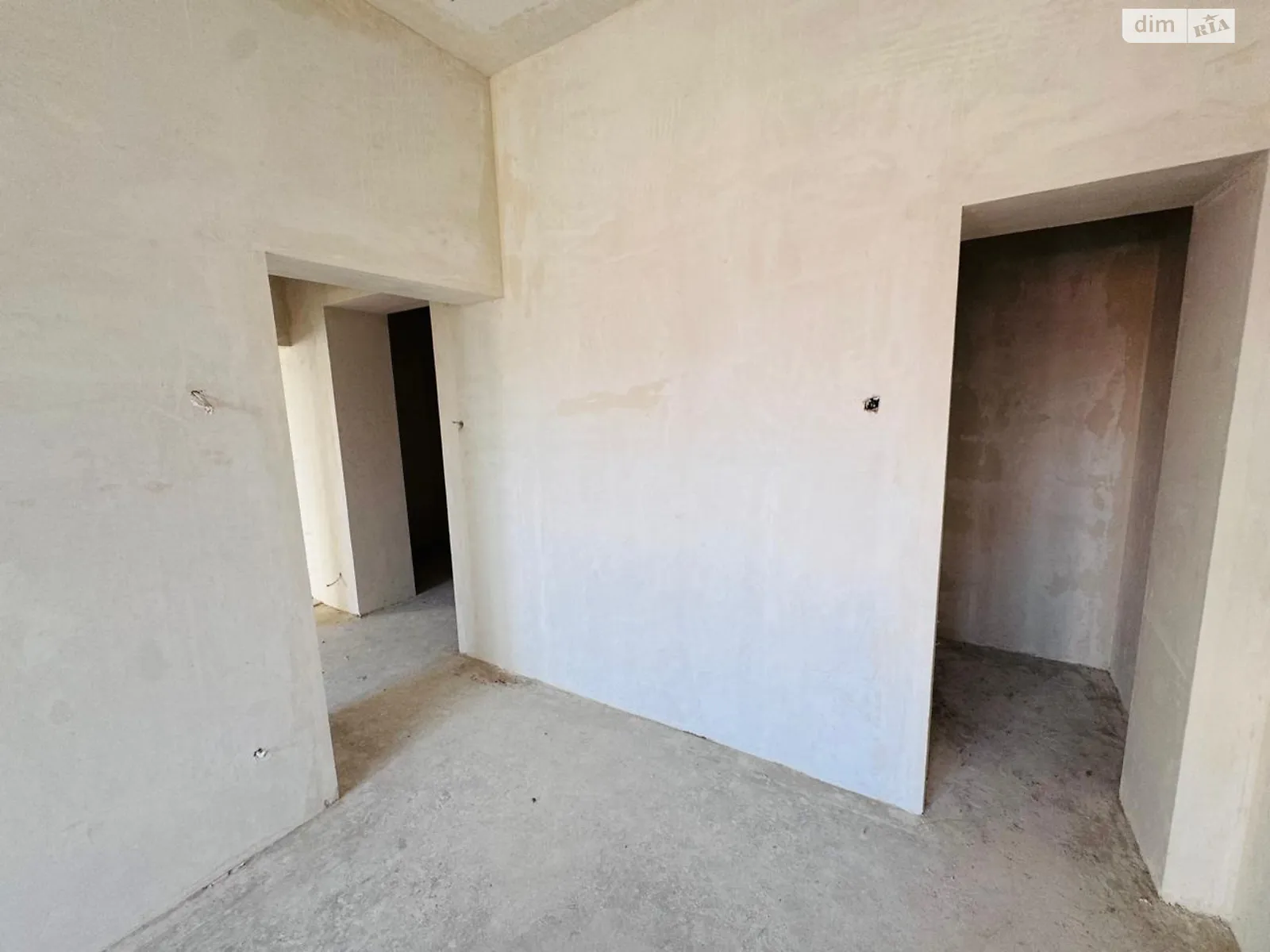 2-комнатная квартира 55 кв. м в Луцке, ул. Кривой Вал, 10 - фото 1