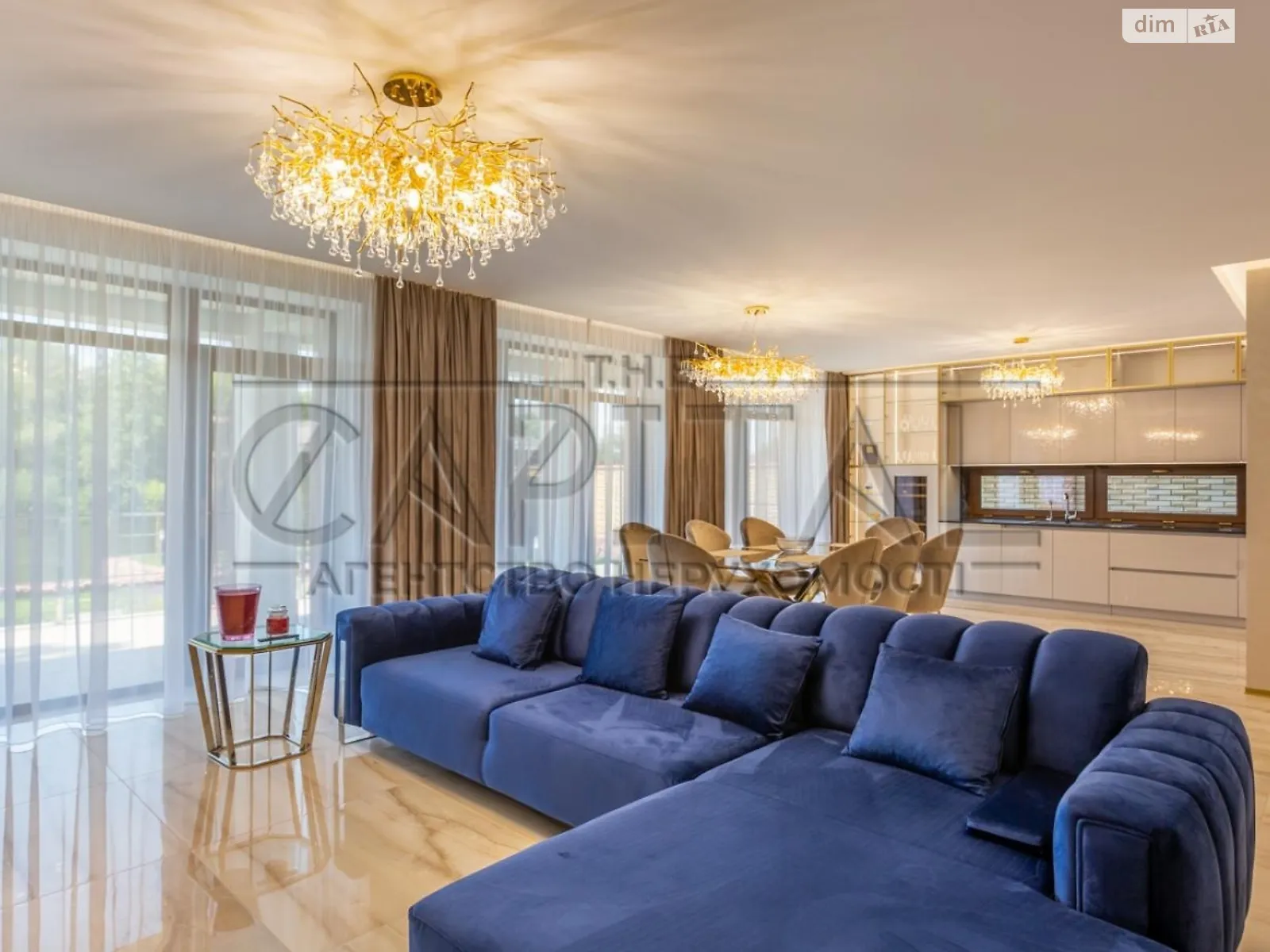 Продается дом на 2 этажа 250 кв. м с подвалом, цена: 1650000 $ - фото 1