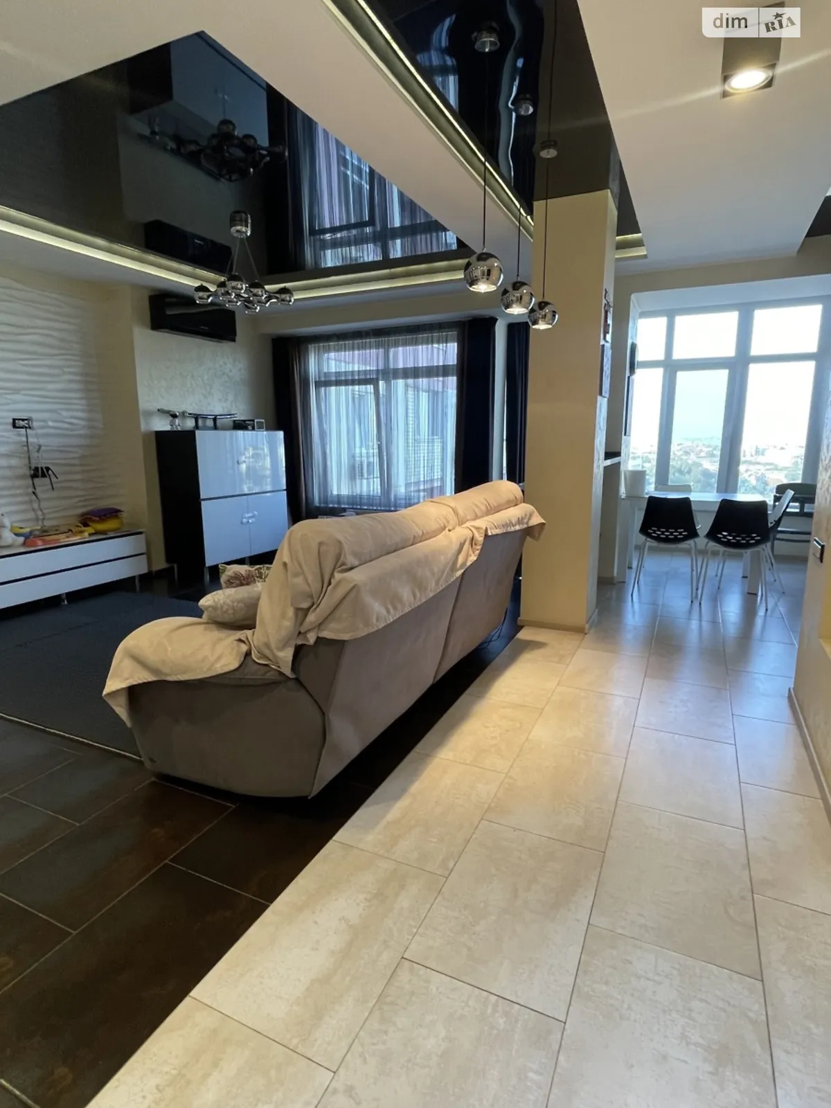 Продается 3-комнатная квартира 115 кв. м в Одессе, ул. Прохоровская - фото 1