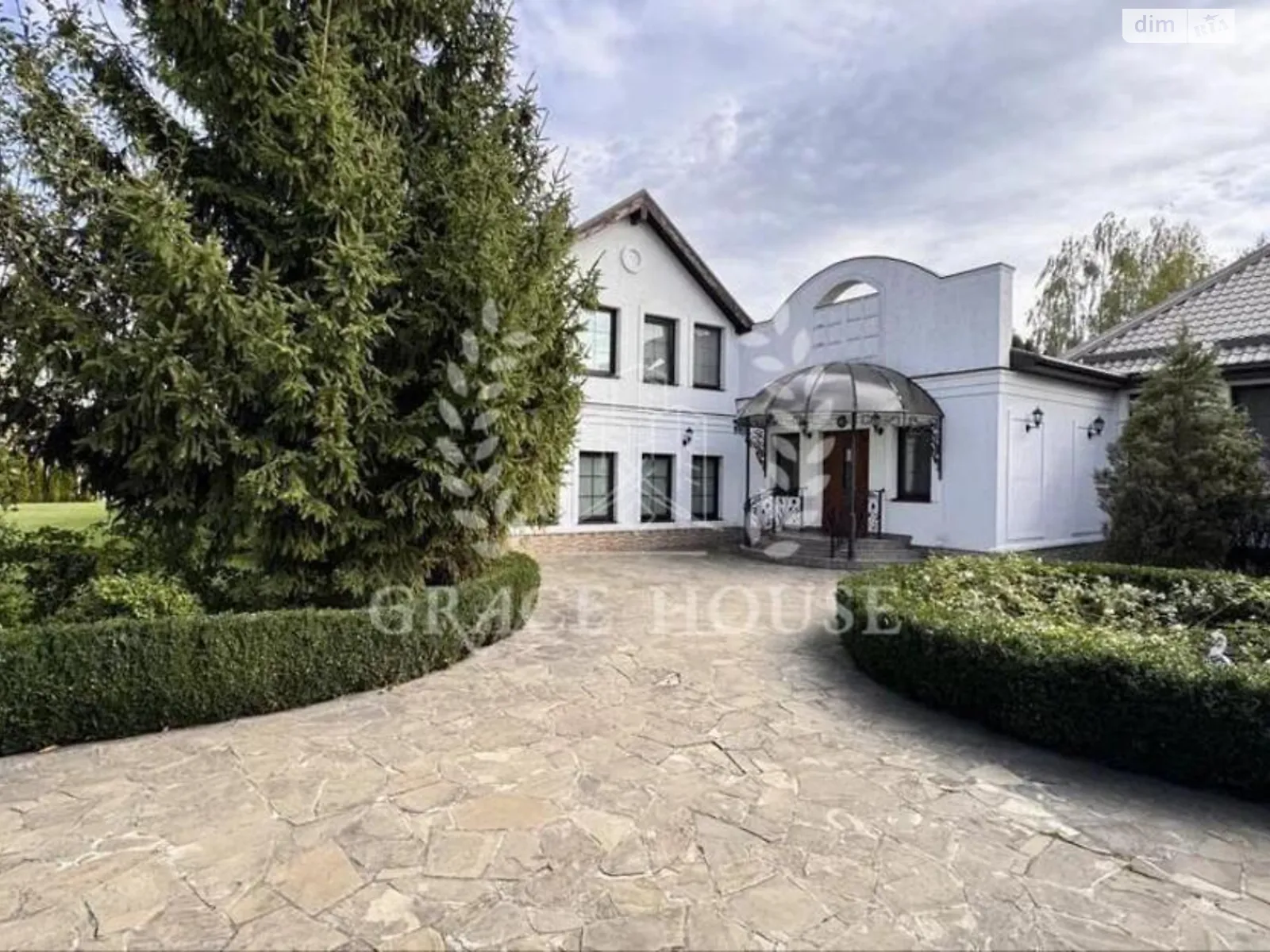 Сдается в аренду дом на 3 этажа 1057.9 кв. м с баней/сауной, цена: 6500 $ - фото 1