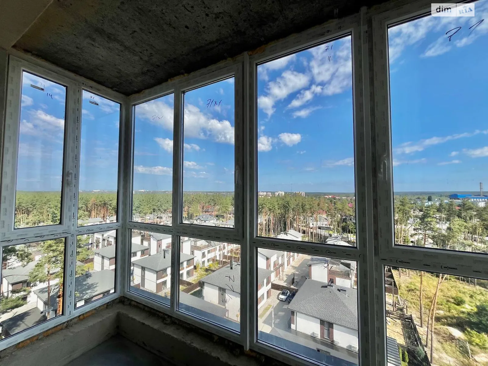 Продается 2-комнатная квартира 58.81 кв. м в Гостомеле, ул. Соборная, 1 - фото 1