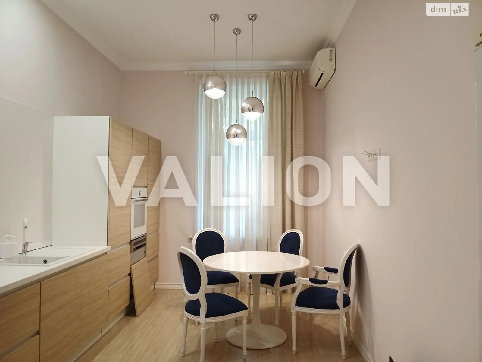 Продается 2-комнатная квартира 101.9 кв. м в Киеве, ул. Сечевых Стрельцов(Артема), 10 - фото 1