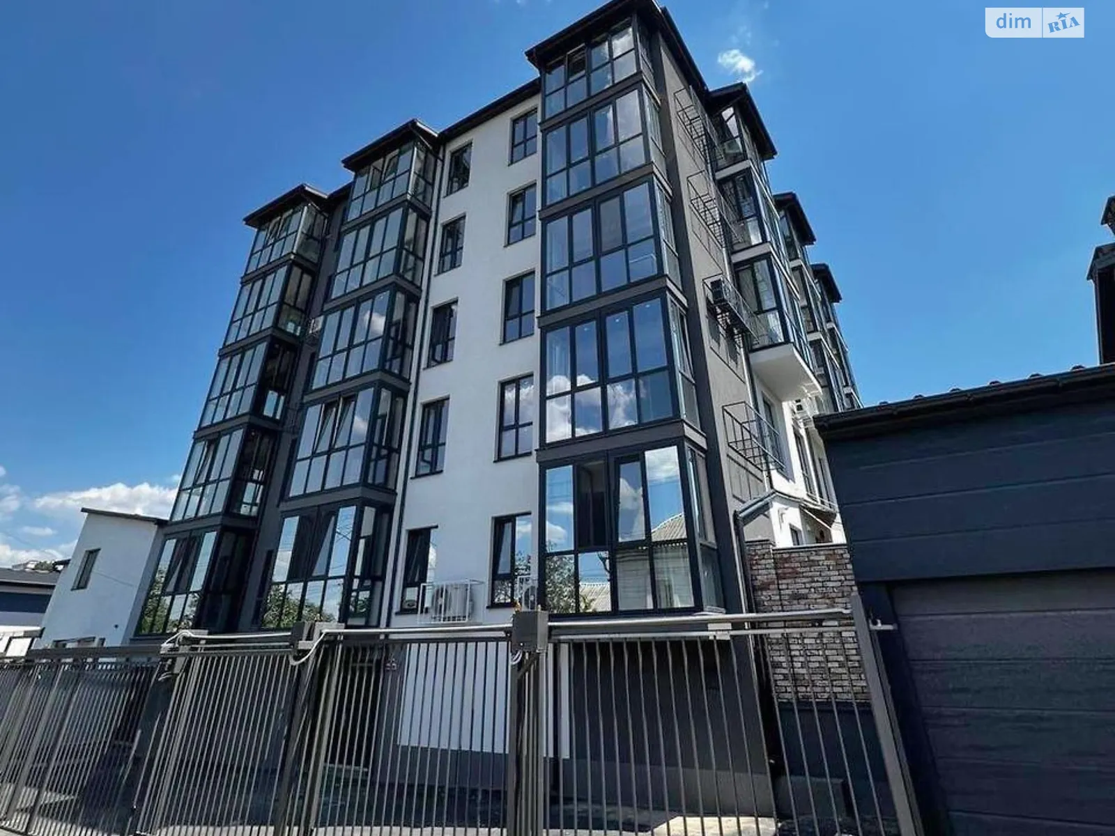 Продается 1-комнатная квартира 78.1 кв. м в Днепре, ул. Ольгерда Бочковского(Пушкина Генерала) - фото 1