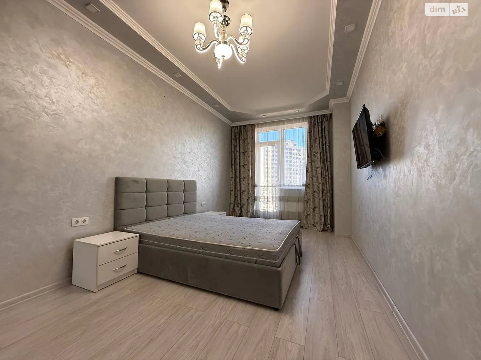 Продается 2-комнатная квартира 76 кв. м в Лиманке, ул. Жемчужная, 3 - фото 1