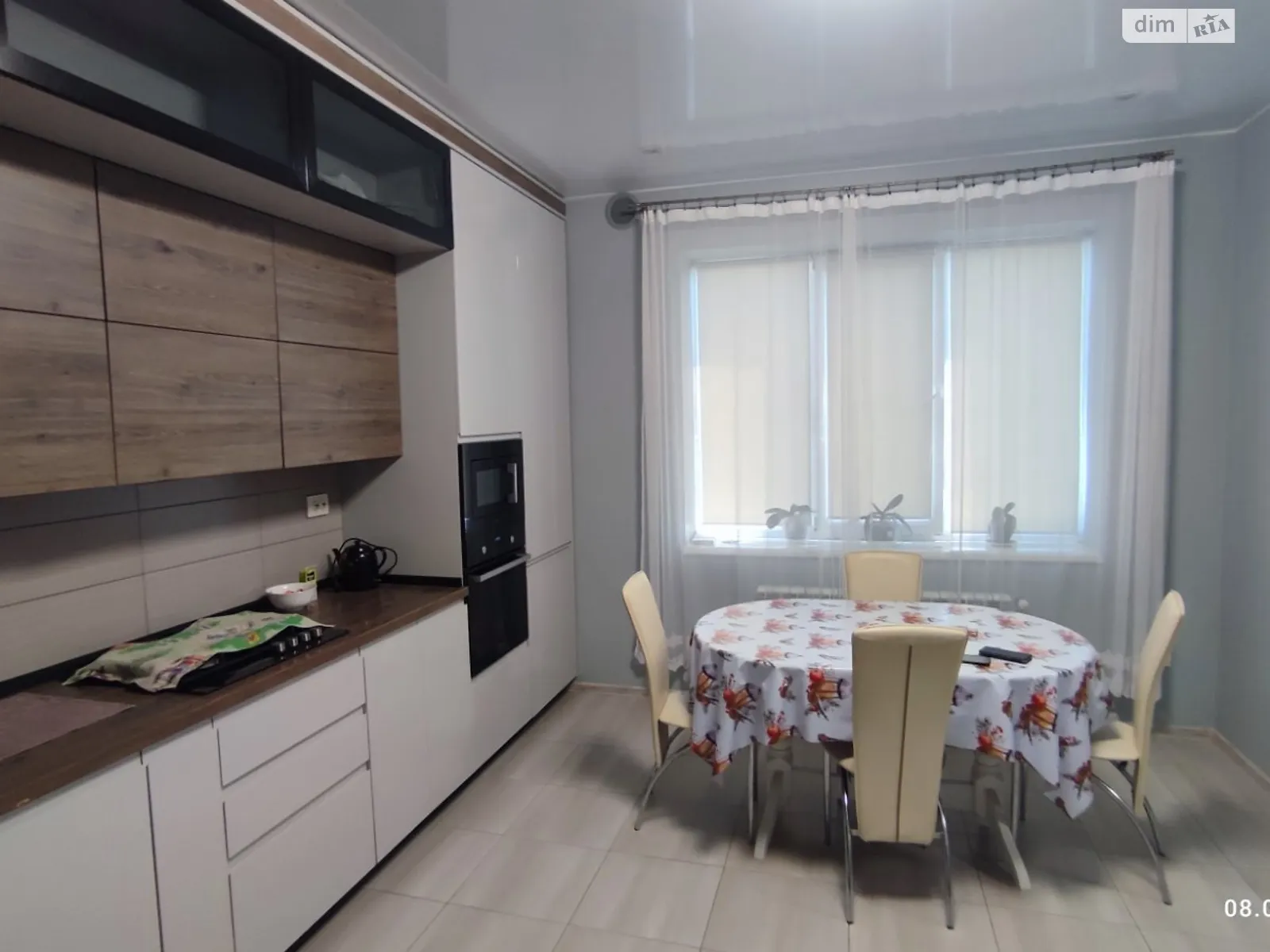 Продается дом на 2 этажа 216 кв. м с беседкой, цена: 135000 $ - фото 1