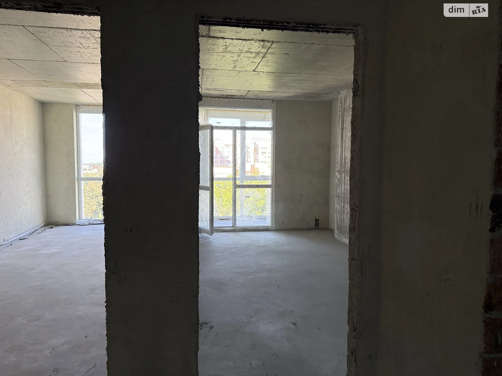 Продается 1-комнатная квартира 48 кв. м в Львове, ул. Владимира Великого, 50 - фото 1