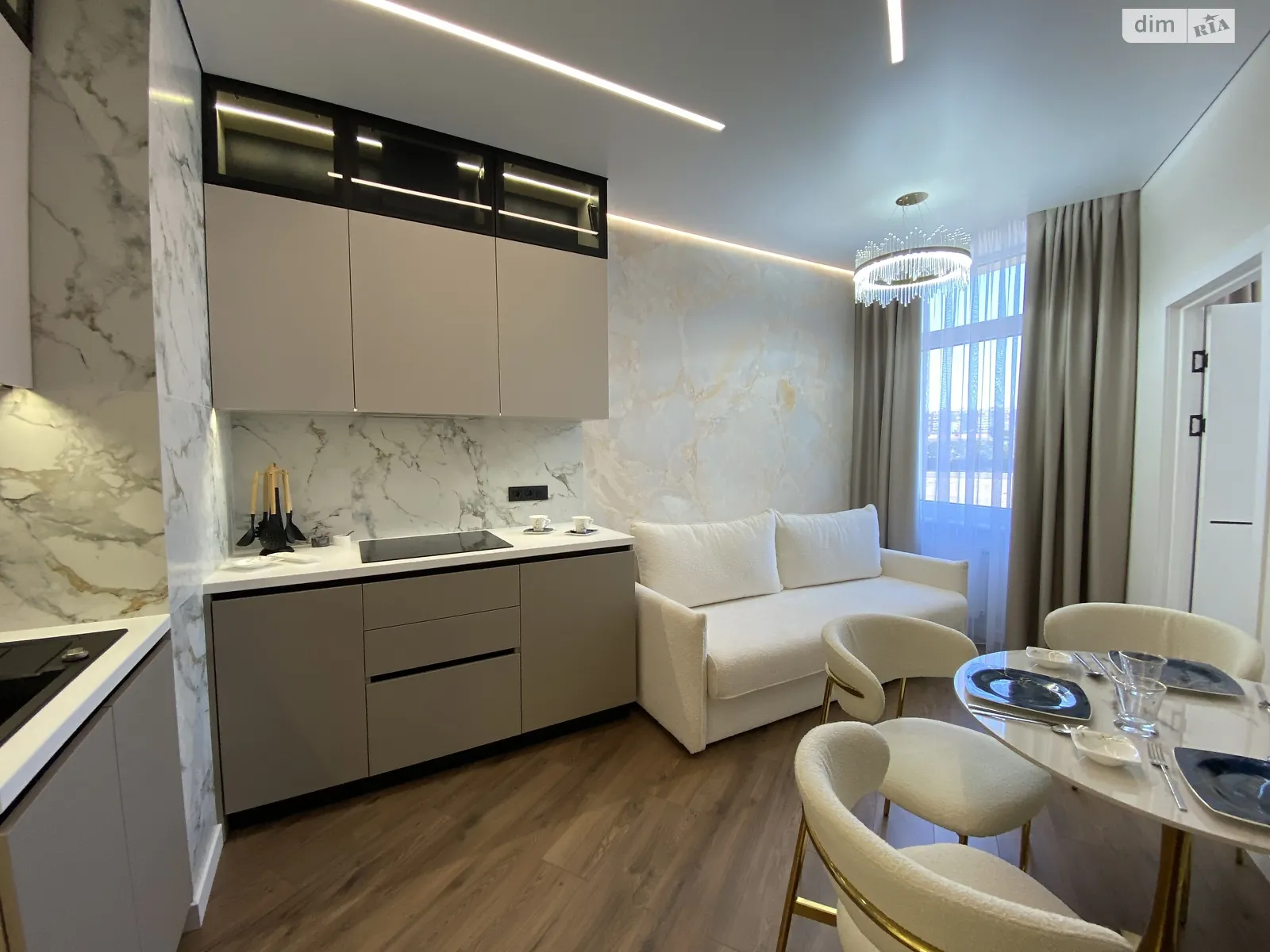 Продается 2-комнатная квартира 65 кв. м в Одессе, ул. Краснова - фото 1