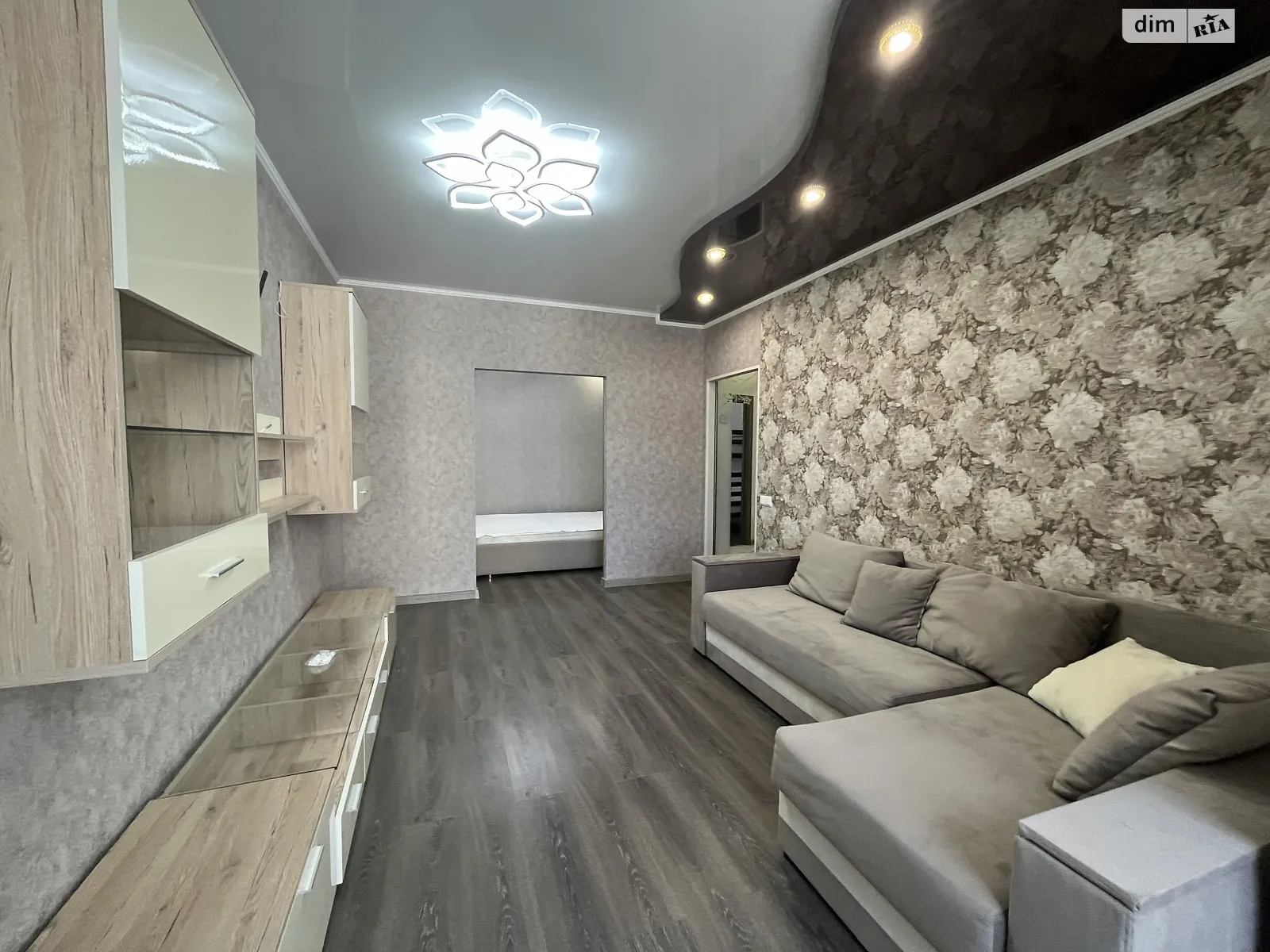 Сдается в аренду 2-комнатная квартира 65 кв. м в Хмельницком, ул. Кармелюка, 11 - фото 1