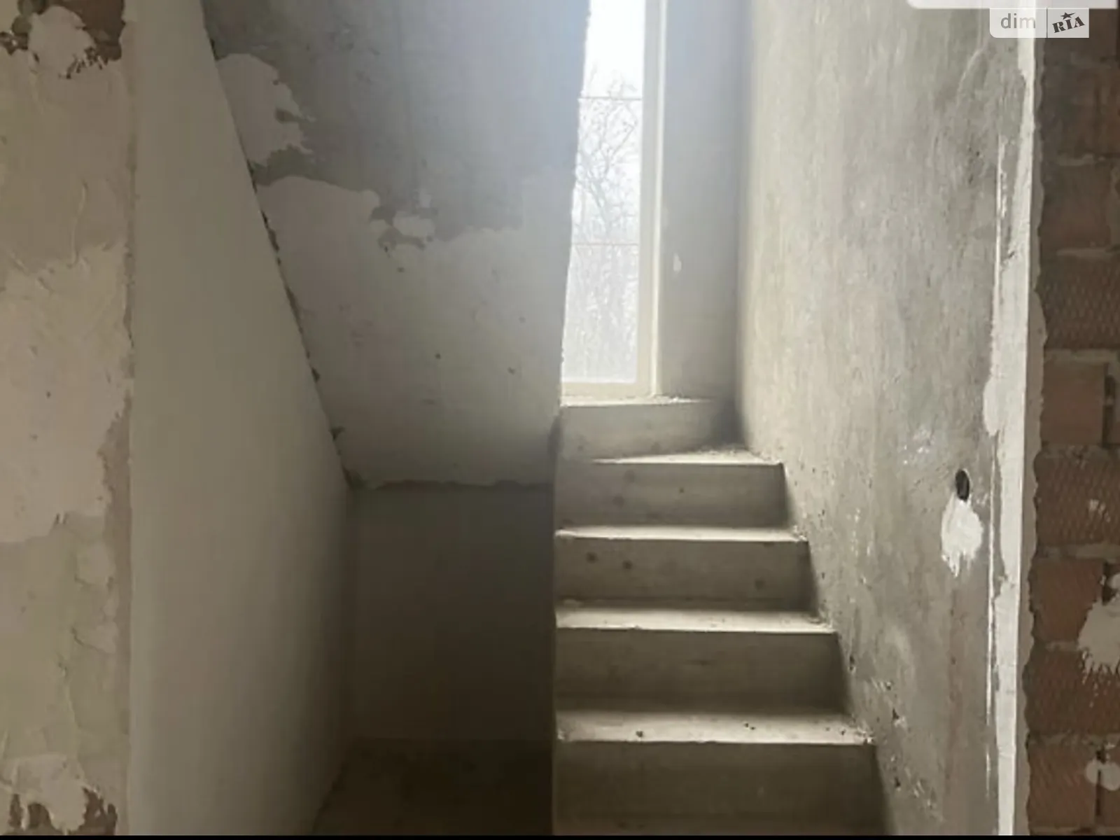 Продается дом на 2 этажа 170 кв. м с мебелью, цена: 88000 € - фото 1